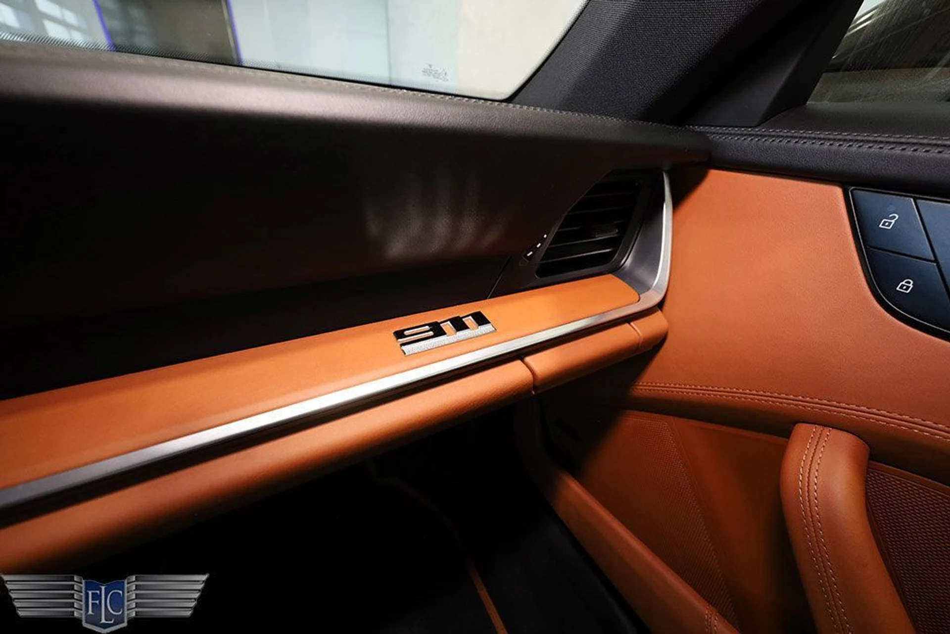 mph028_3445398589_used_2023_porsche_911_carrera4smanualcoupe_9689_22556560_29_1024_1ca7775f46