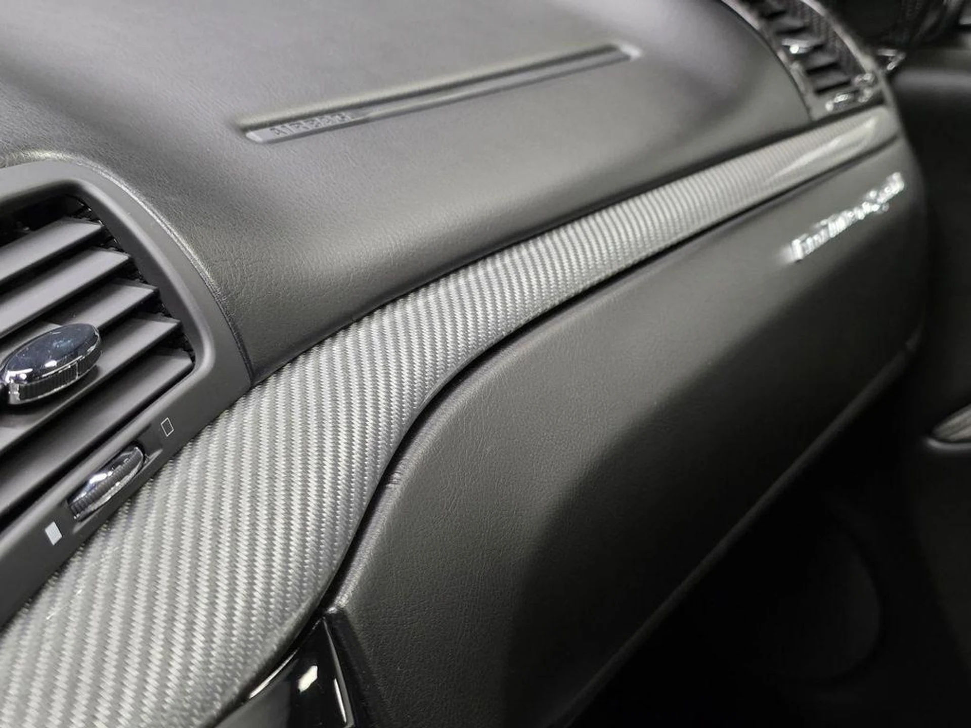 mph028_3448615960_cz6_Elf_Nsrxl6_G2z_S3_Zl_D_Sb_Mw1h0_bdcbe8b193