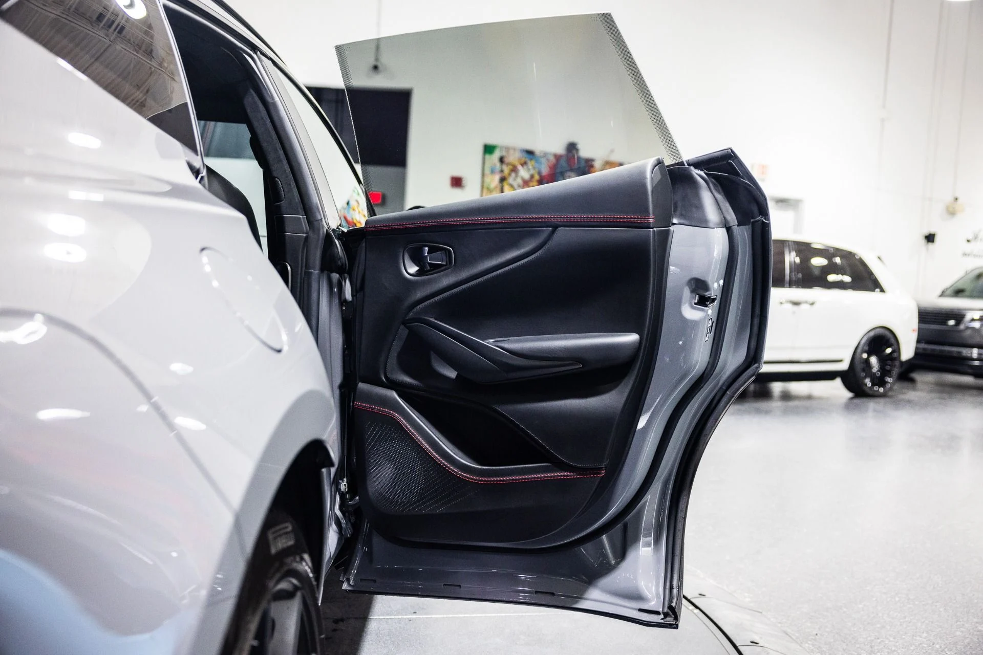 mph028_3455158649_Used_2021_Aston_Martin_DBX_China_Grey_1772224154_990188b15c