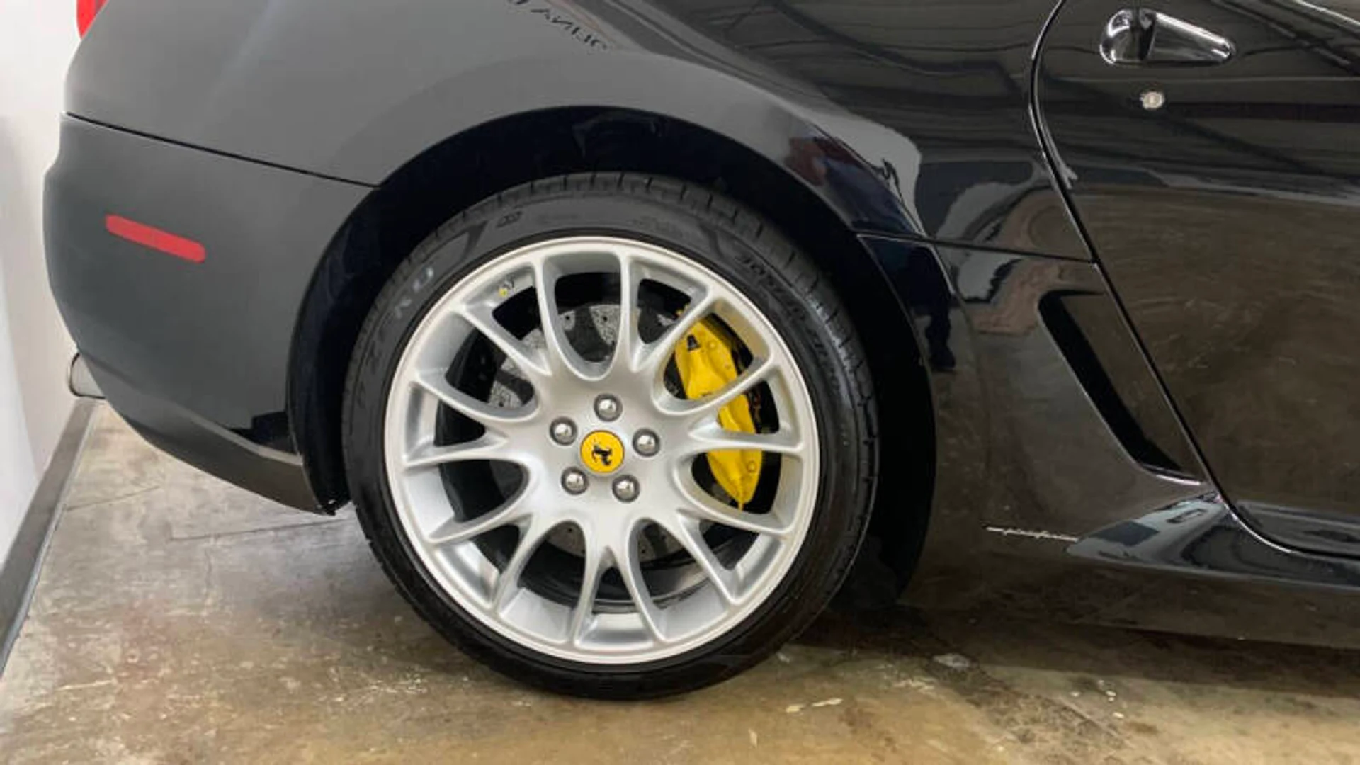 mph028_3457810853_2007_ferrari_599_gtb_fiorano_2dr_coupe_95729247a8