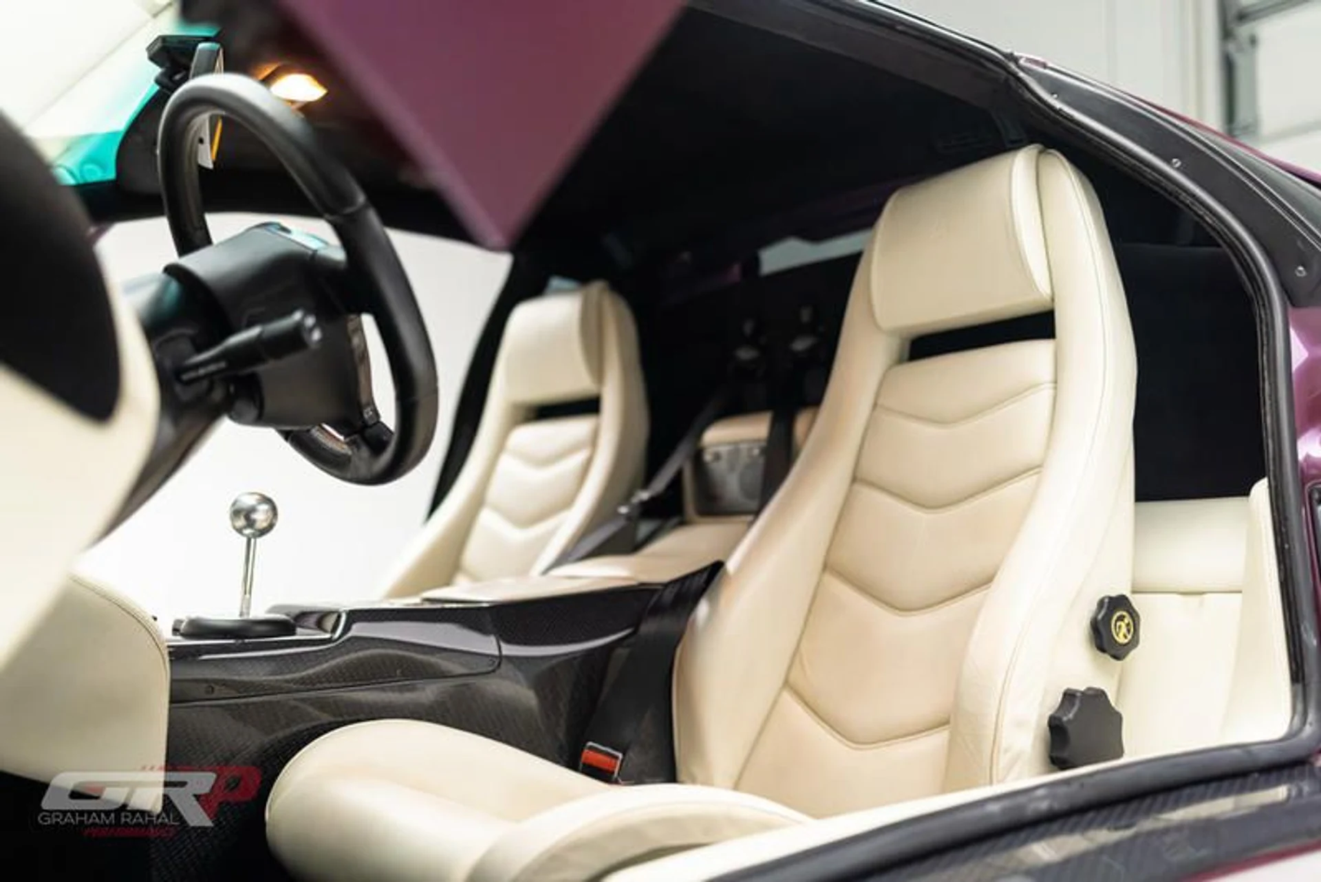 mph028_3459364816_B049_D9_DB_E18_F_4_F70_B209_1987_BF_678103_9d5c21bb06