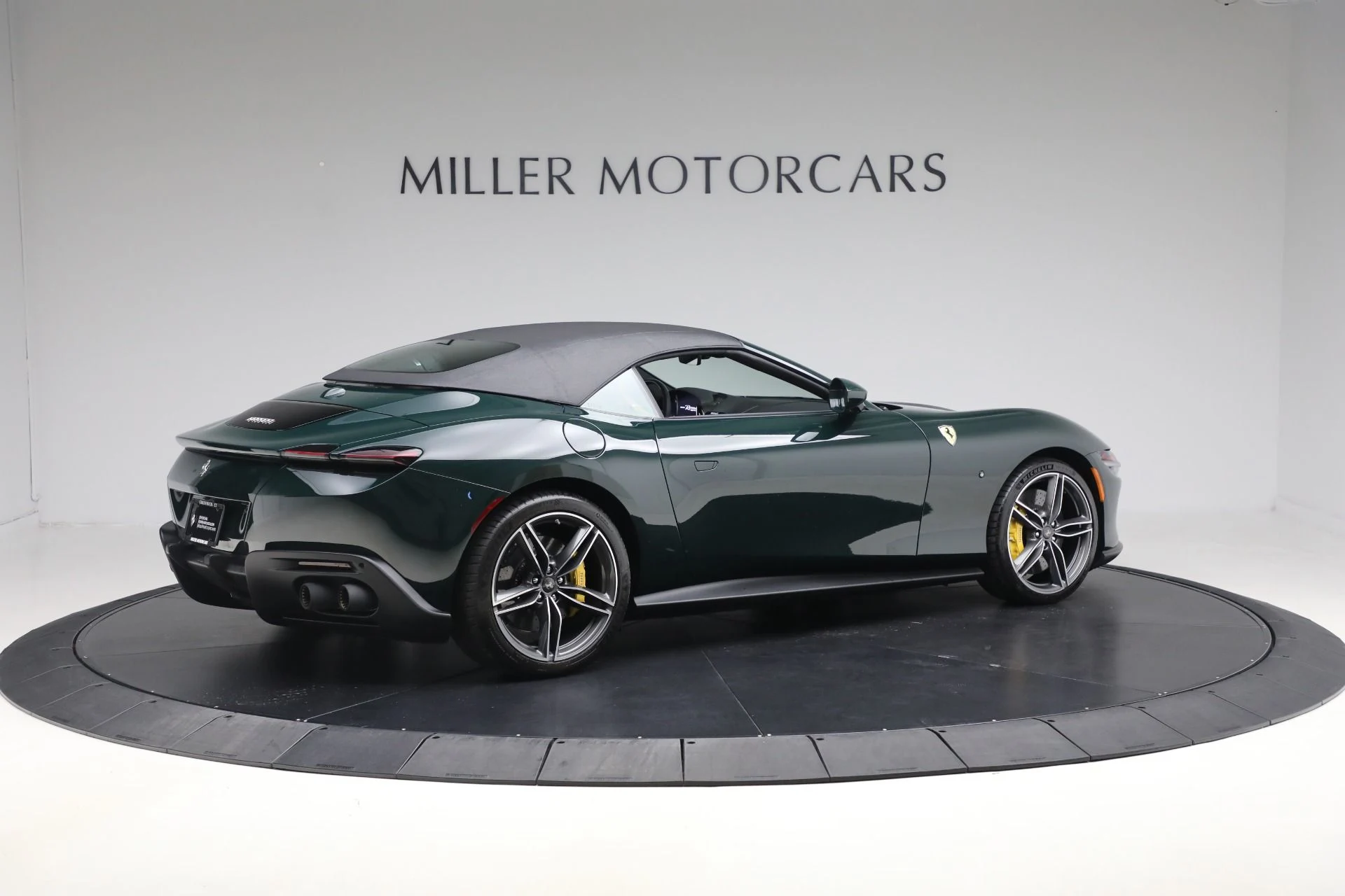 mph028_3462019339_Used_2025_Ferrari_Roma_Spider_1773763660_90d87bd99c