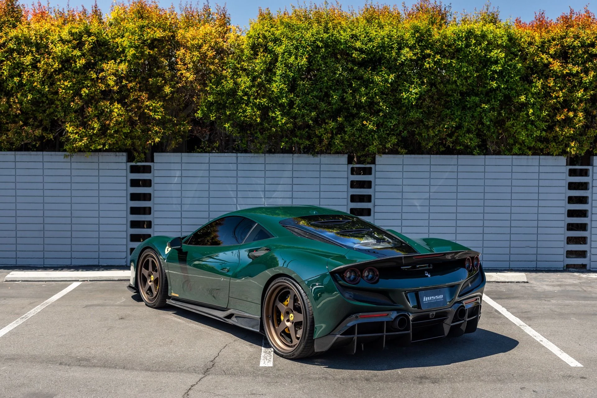 mph028_3465543252_Used_2022_Ferrari_F8_Tributo_1744415618_032e274c15