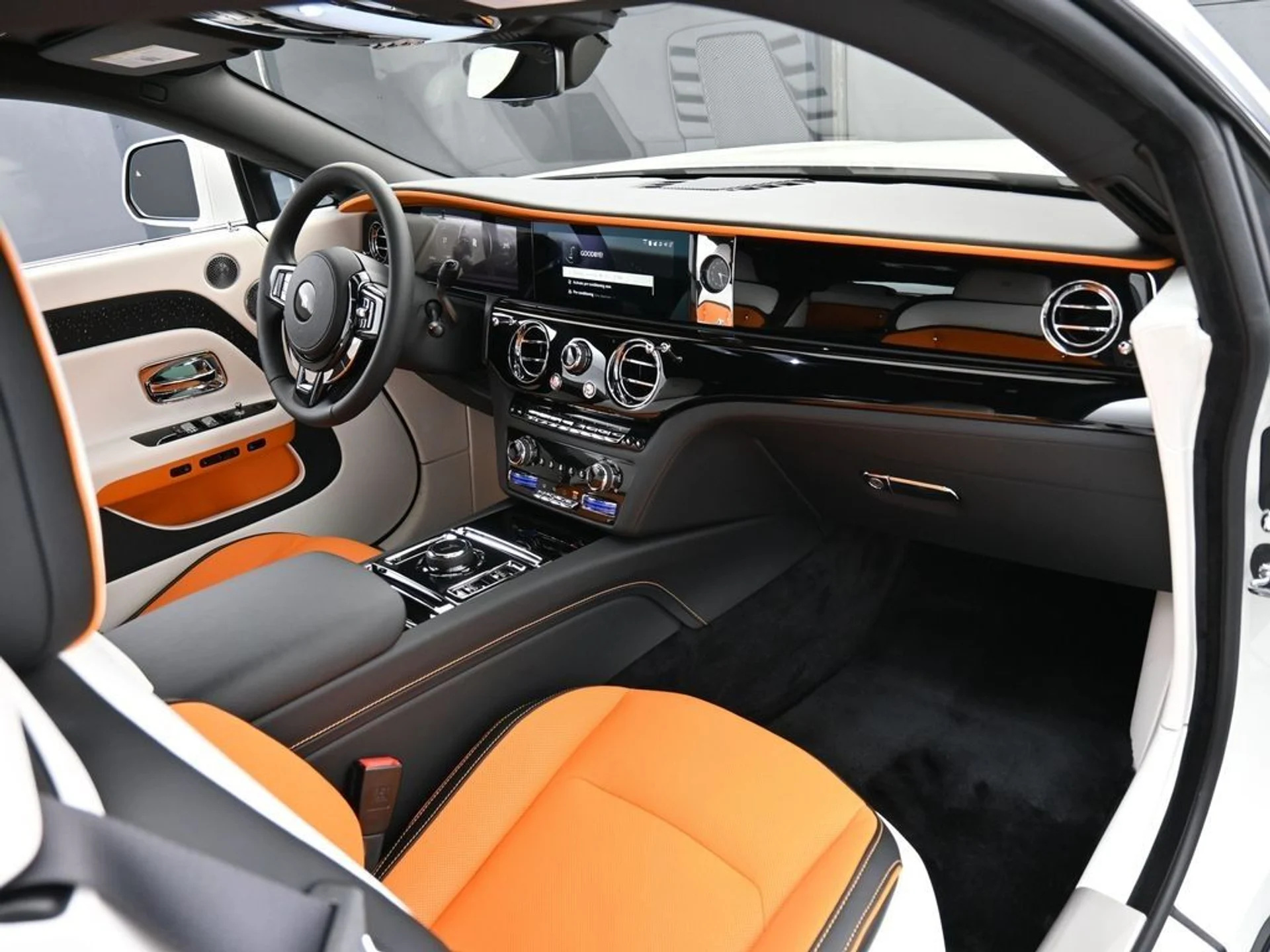 mph028_3469219180_image_28_d241423204