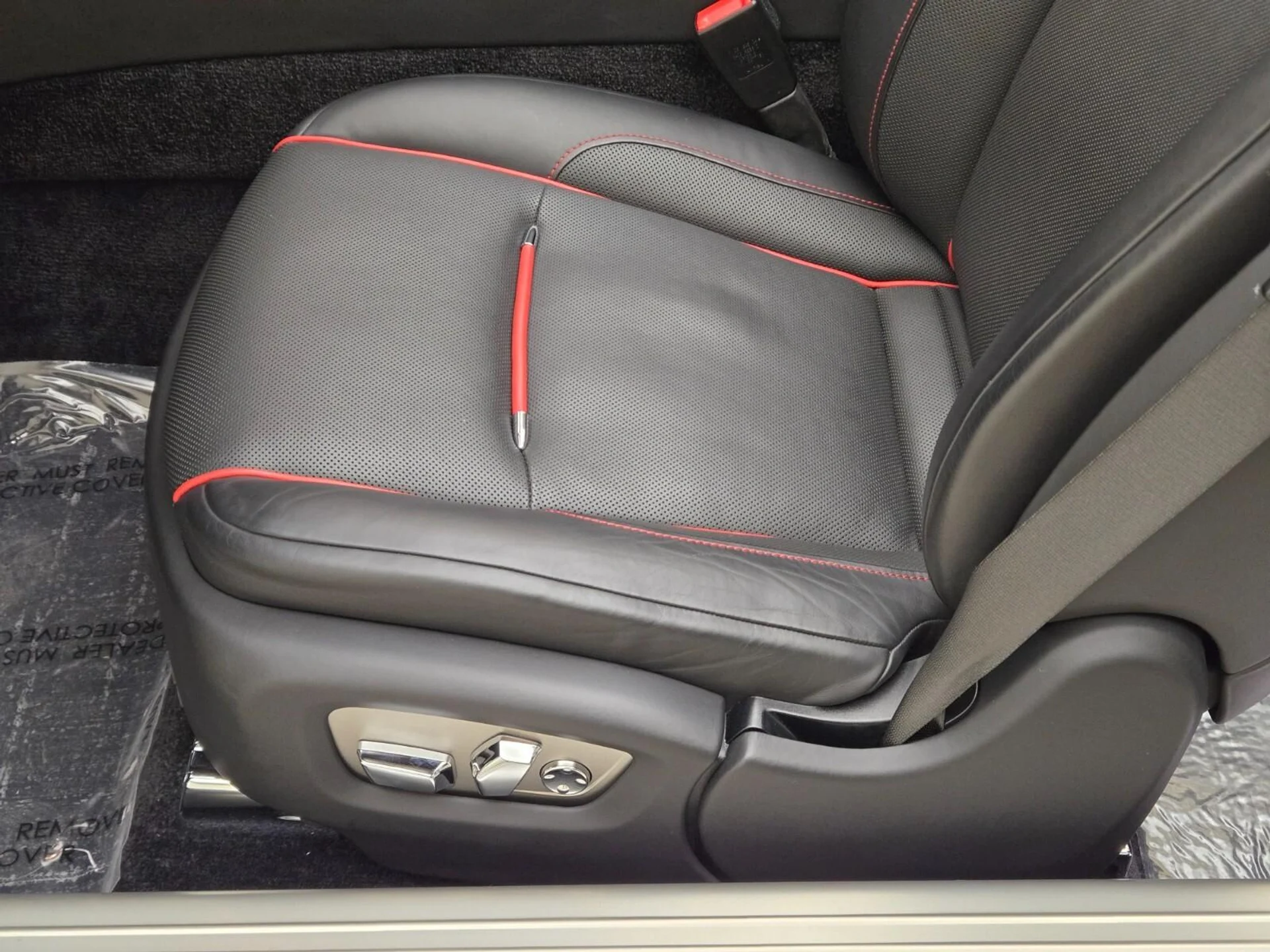 mph028_3475094760_Used_2020_Rolls_Royce_Dawn_1764058217_9d3c7d6d89