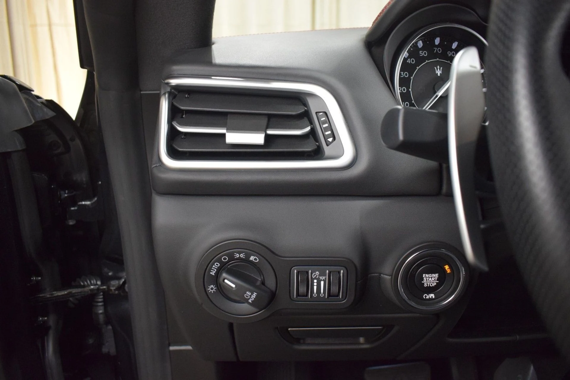 mph028_3475880398_d1dccd97fcd37852825084ea03386090x_0cbba46e1e