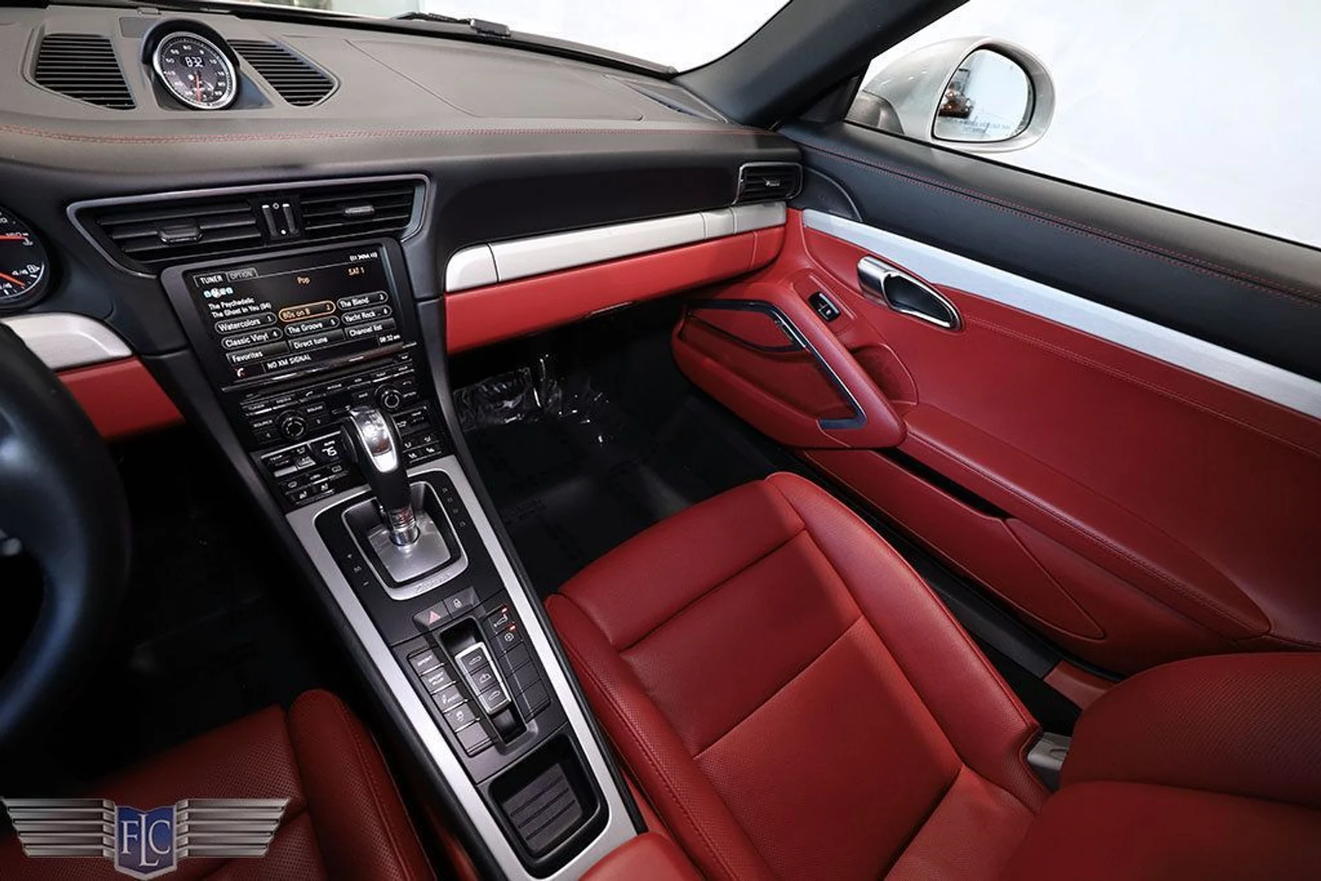 mph028_3480021972_used_2014_porsche_911_turbocabriolet_9689_22886118_29_1024_e7f6262571