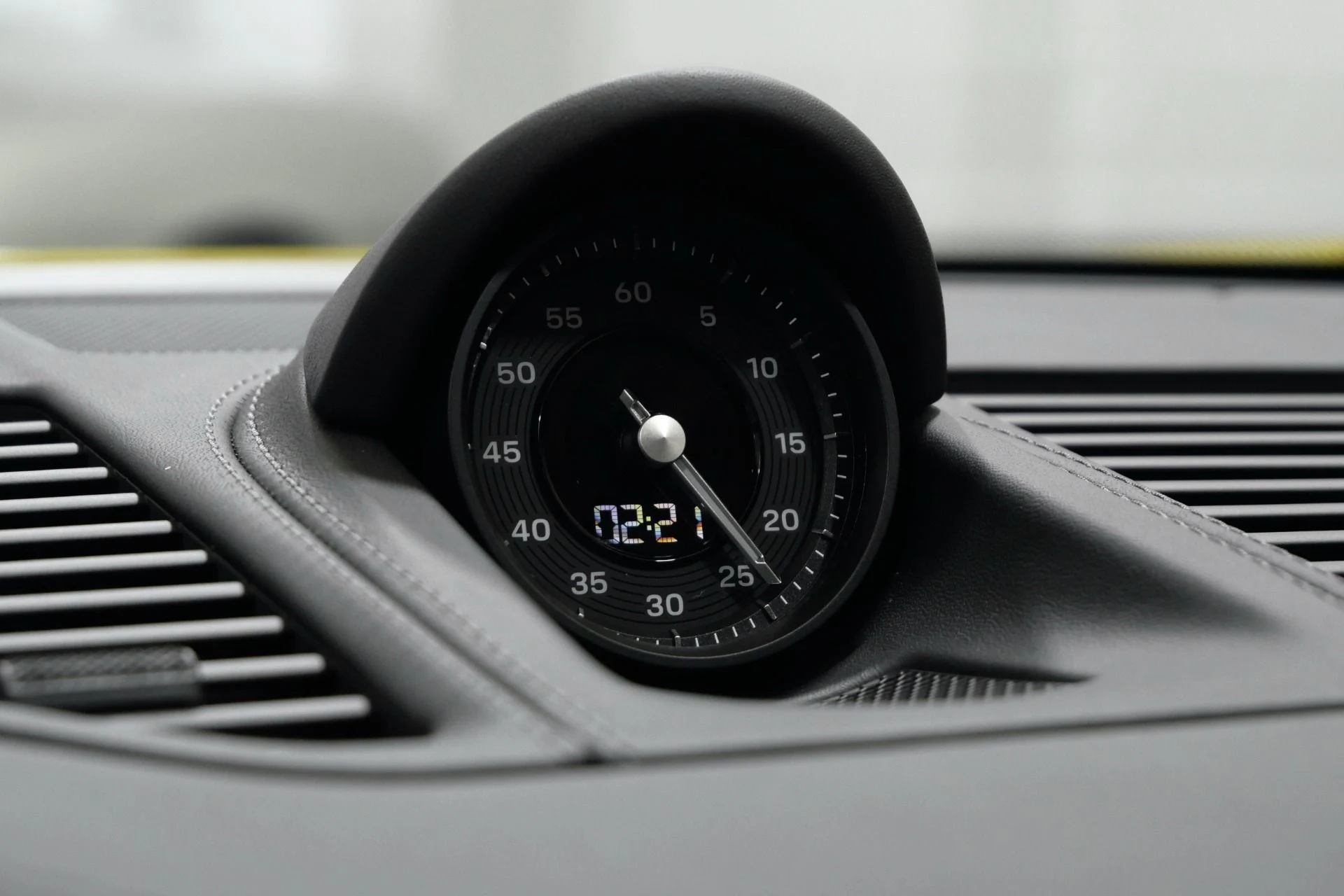 mph028_3486652442_Used_2023_Porsche_911_Carrera_T_PASM_Sport_Suspension_Sport_Exhaust_18_Way_Adaptive_Seats_1763574011_15629471b1