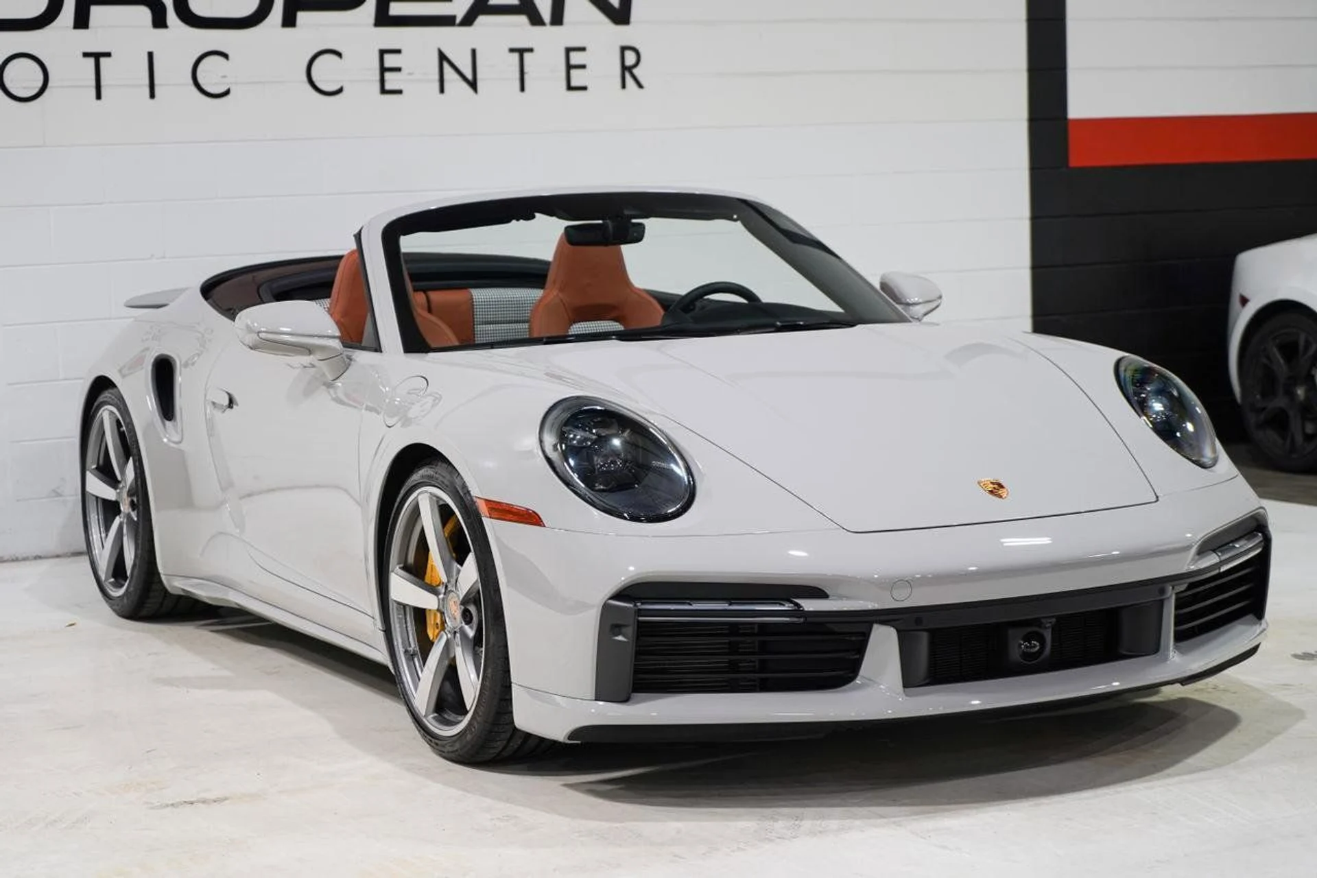 mph028_3487163911_d845243be9cb44fc990adfbe1b684c80_967c1f63bc