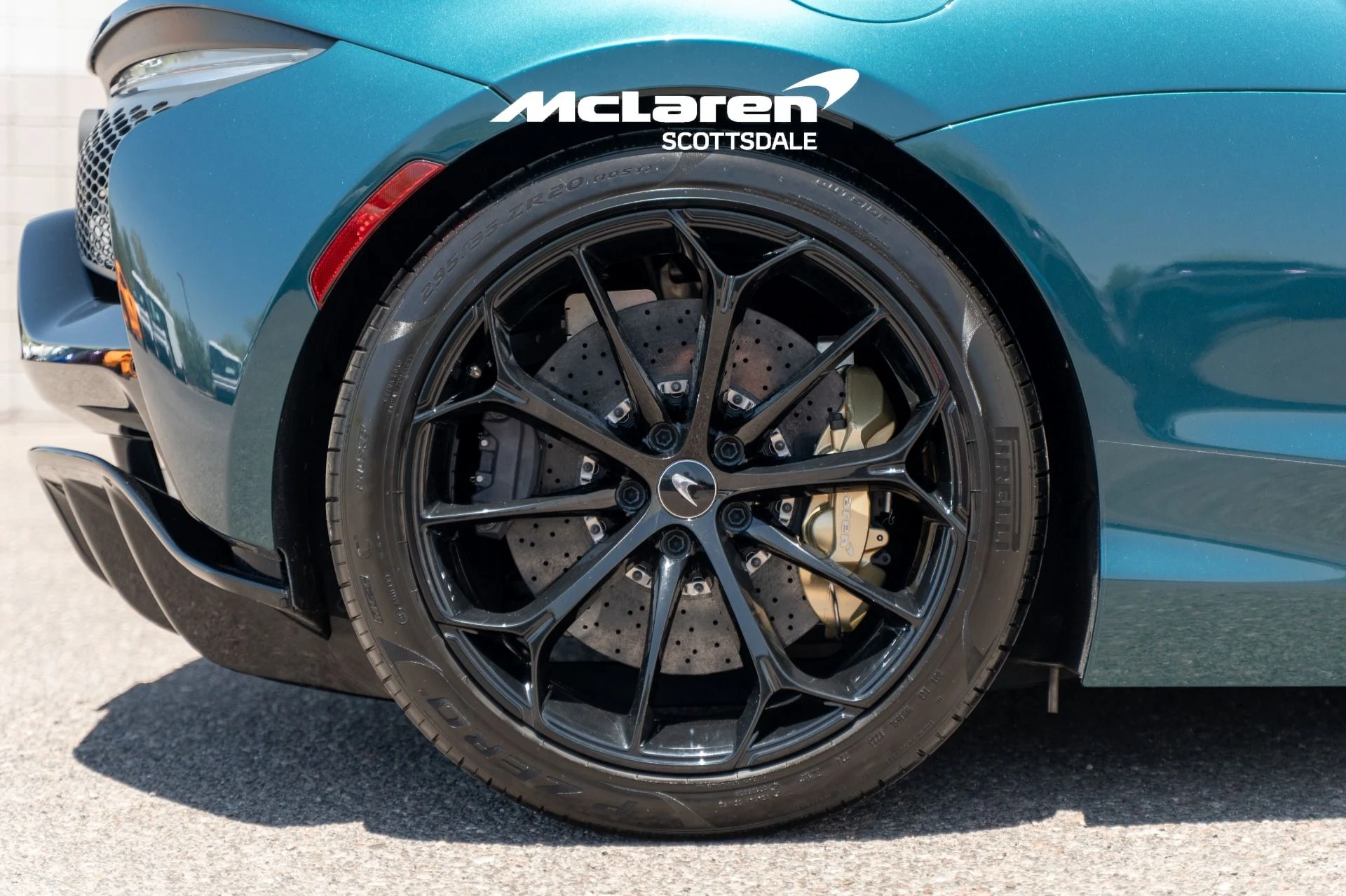 mph028_3491851277_Used_2023_MCLAREN_ARTURA_1780692356_282a41906a