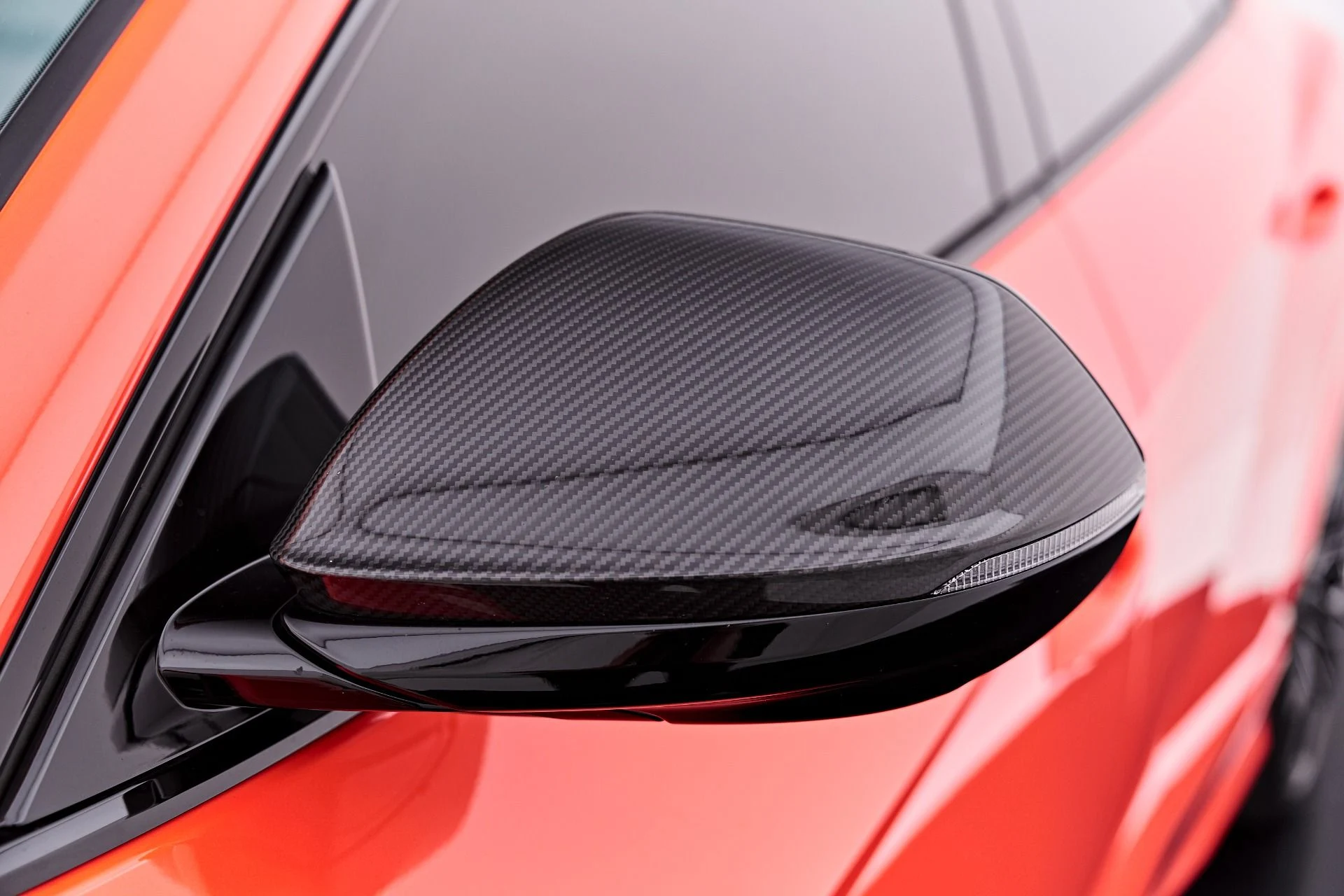 mph028_3497206323_Used_2025_Lamborghini_Urus_SE_1785258931_b26305de5c