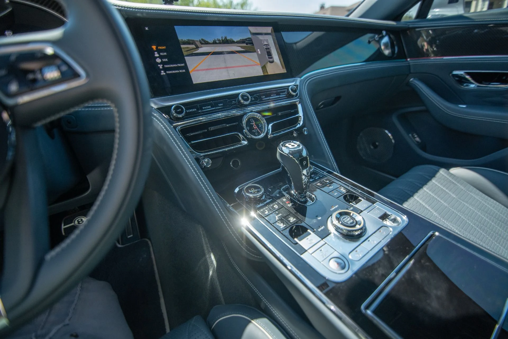 mph028_3506198169_Used_2022_Bentley_Flying_Spur_V8_1791935011_5d917a85aa