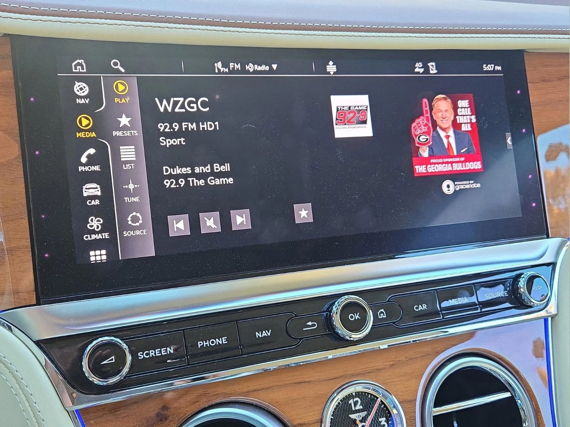 mph028_3507834882_4e9c117a41a994ac6cc22547a035a509x_162b8774f5