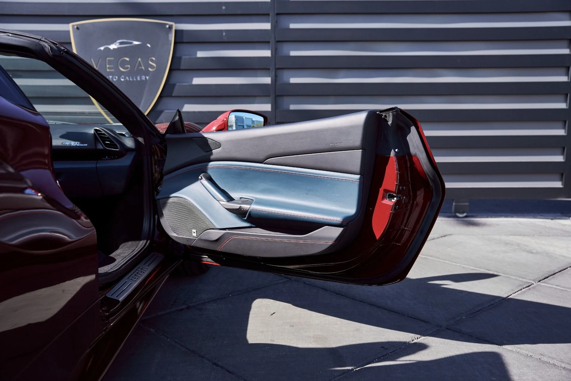 mph028_3510136345_Used_2019_Ferrari_488_Spider_Base_1769555017_2c0794a92f