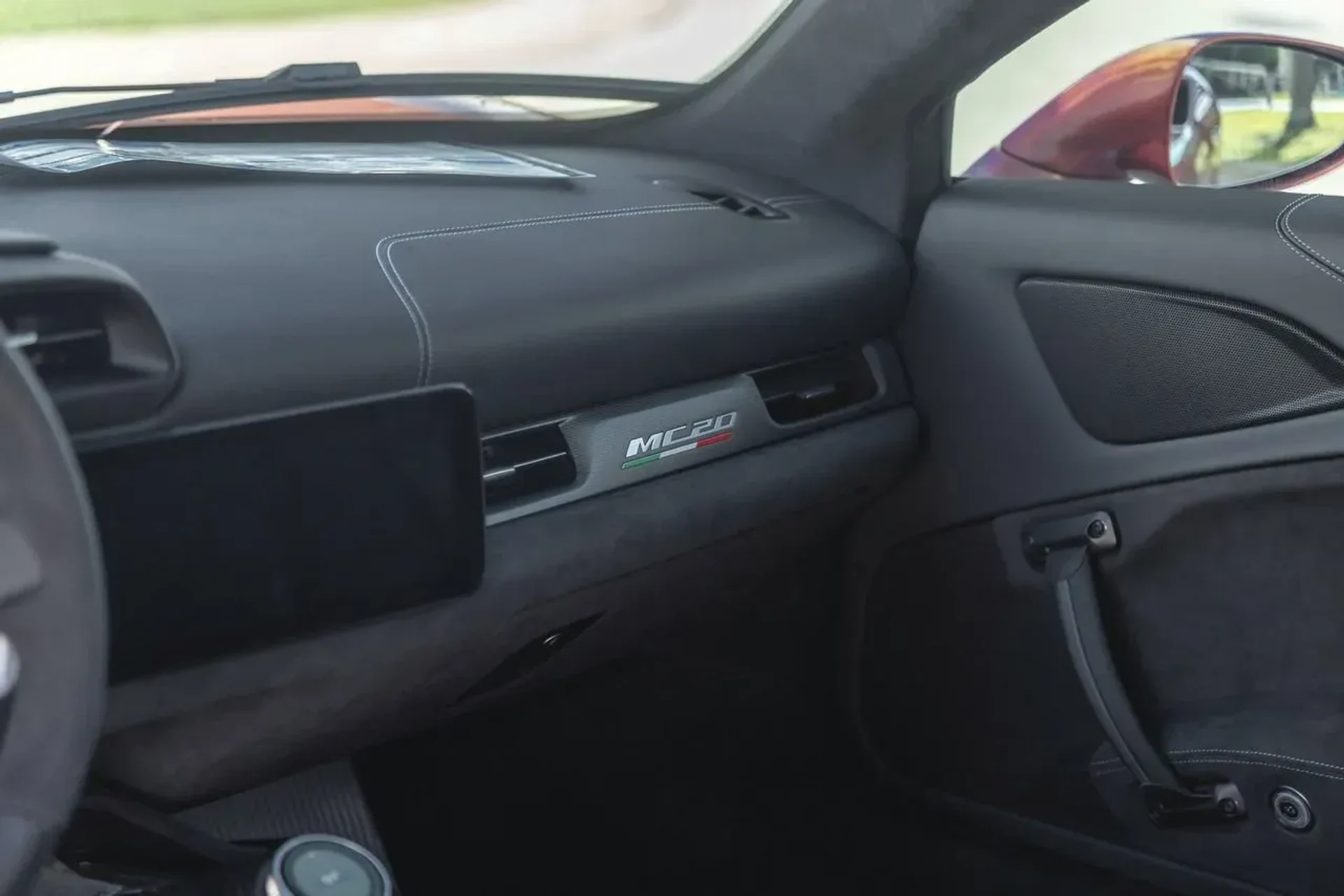 mph028_3512217211_2bcbf970fa384693a8467da74418d72a_63455bc11e