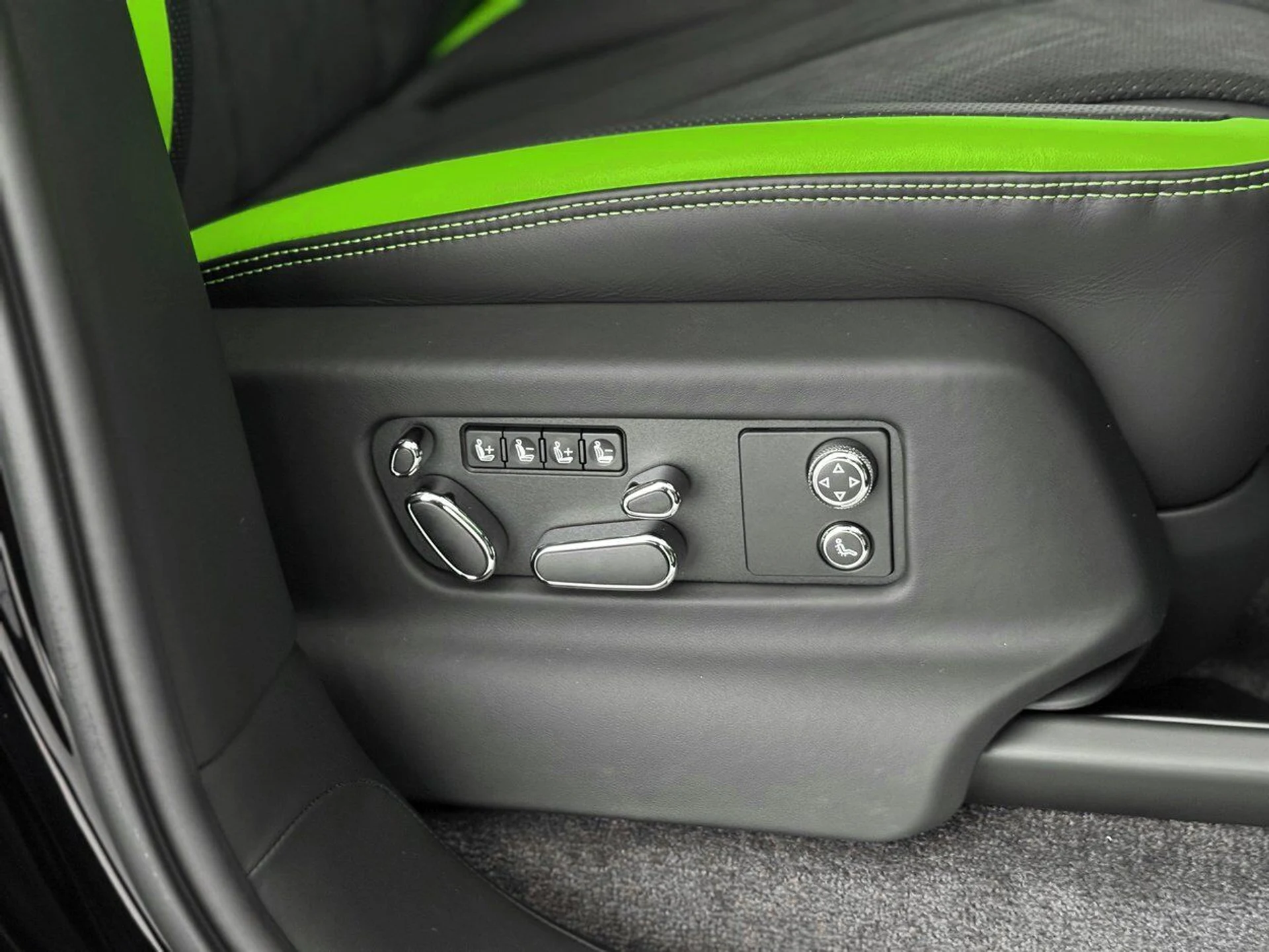 mph028_3517862933_3abe9736c5b4232bc56d21c95f69c979_a11020b909