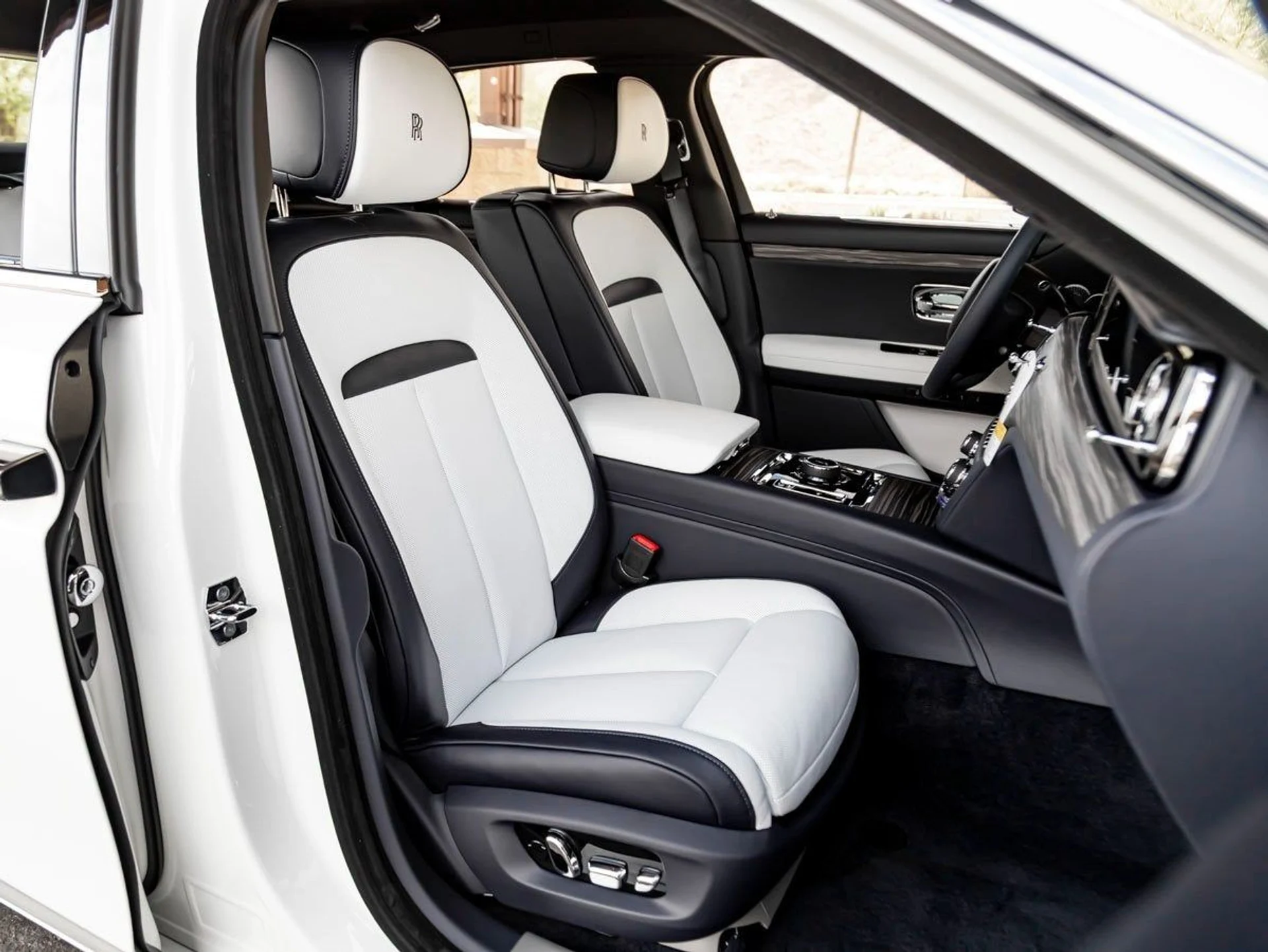 mph028_3523661317_29_090ba99f9b