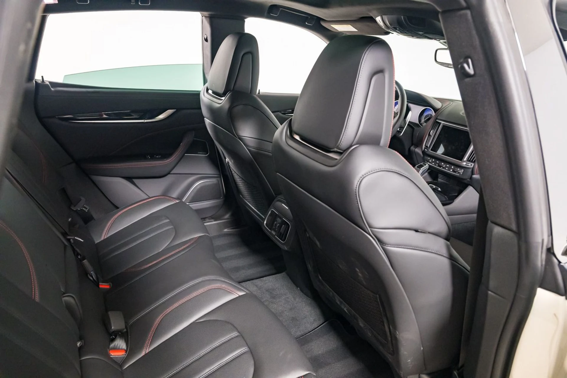 mph028_3525082371_0f8610729f7243d1aee0d1548f7e777c_afdb1e38ae