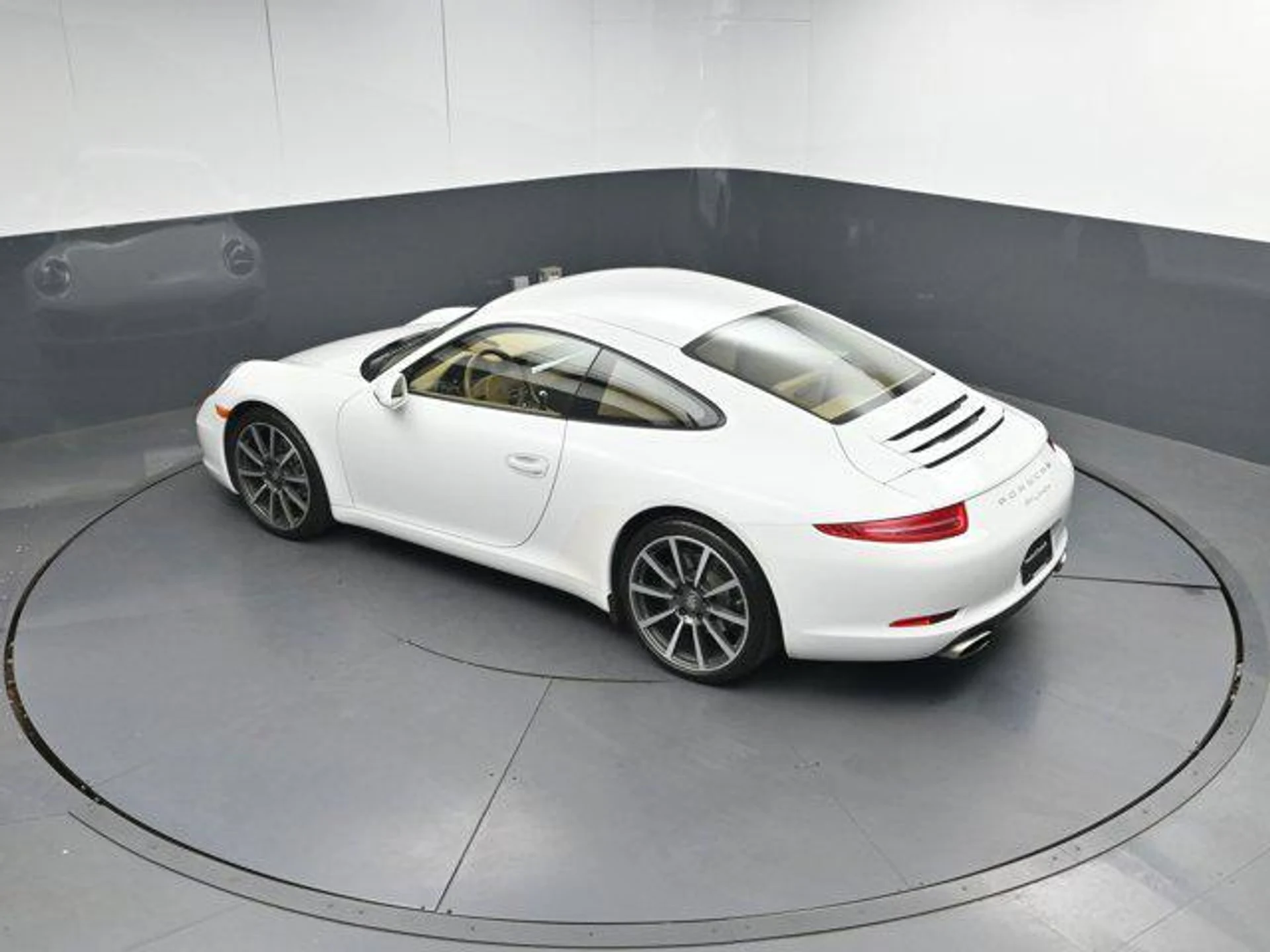 mph028_3537942888_mkc_Jyzy2k_K9md721d_Dvs2_B_id_Cw_ee2f040e85