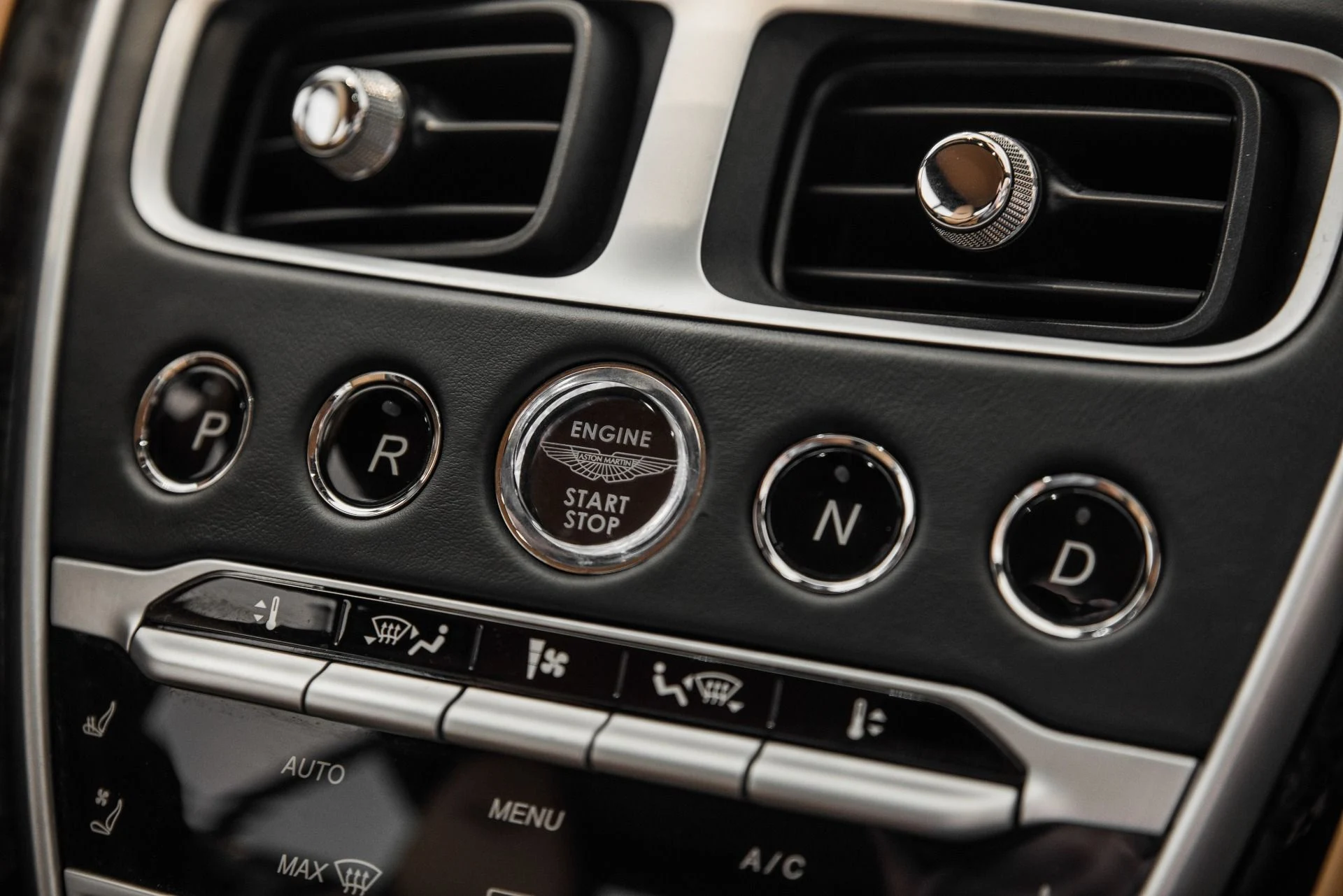 mph028_3538874956_Used_2017_Aston_Martin_DB_11_1595695309_0eaee5b858