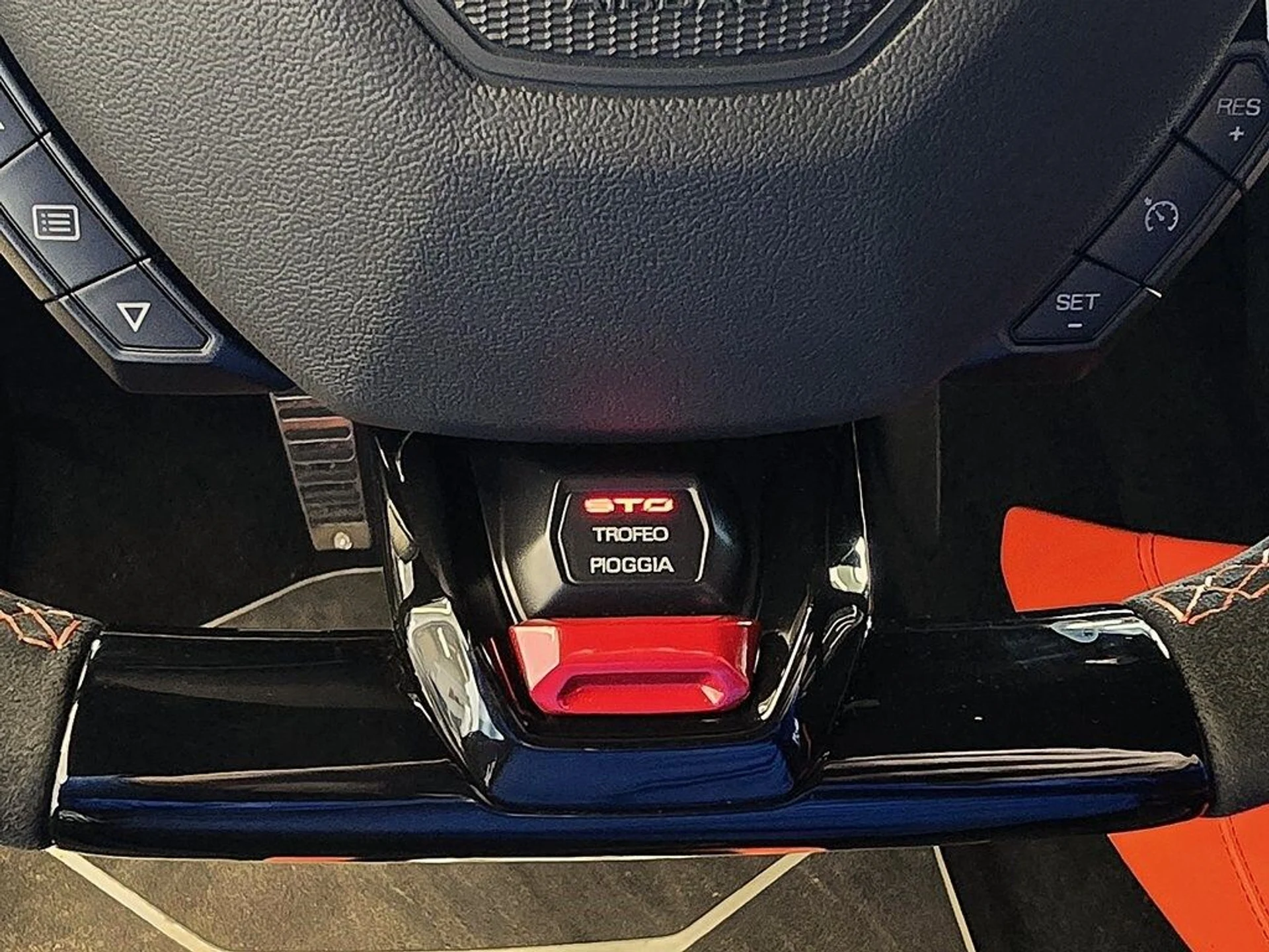 mph028_3542029598_b8d7782c0d47e00a22a3fa234f123333x_49c26aca2c