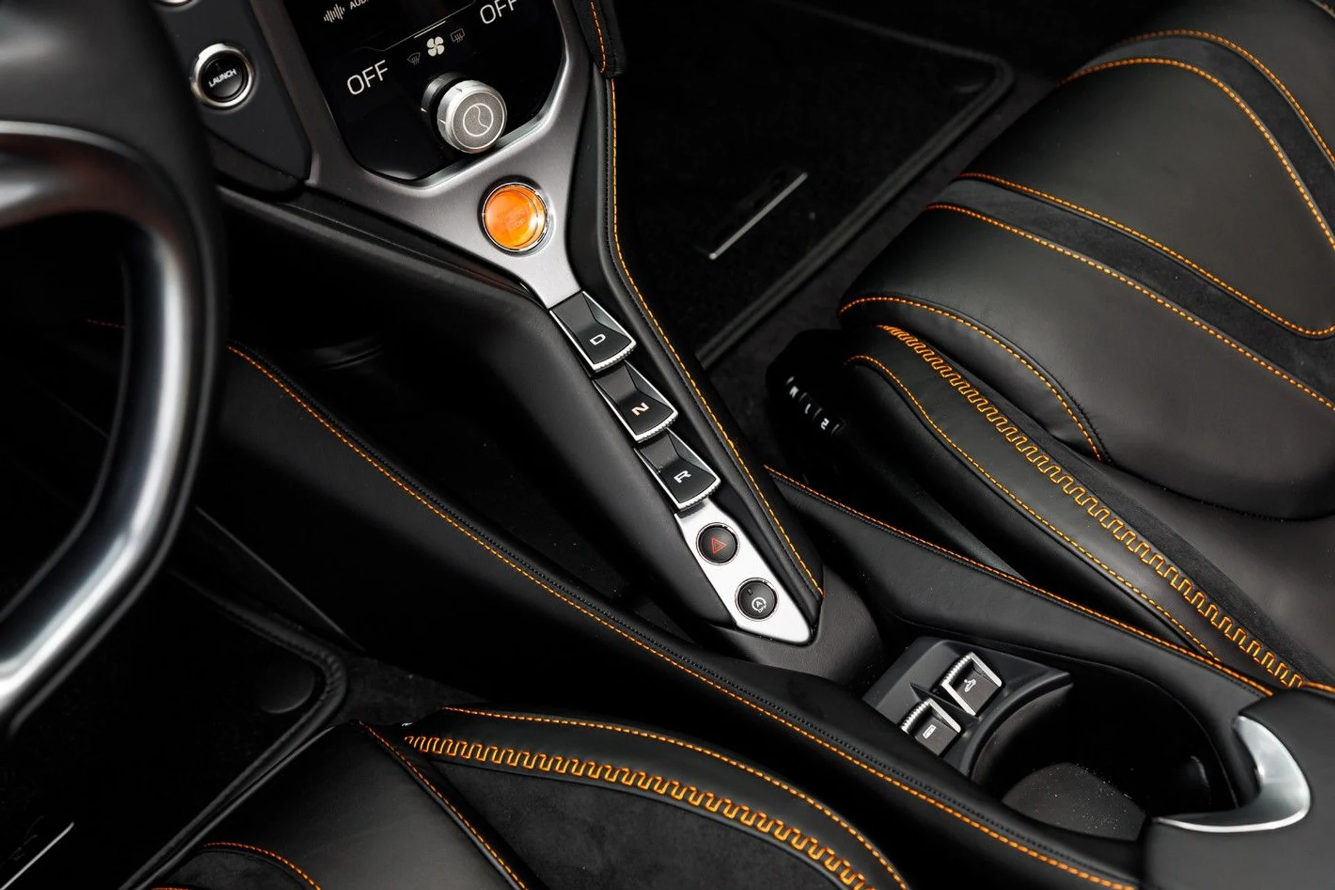 mph028_3543342404_633_p29_l_0797eede64