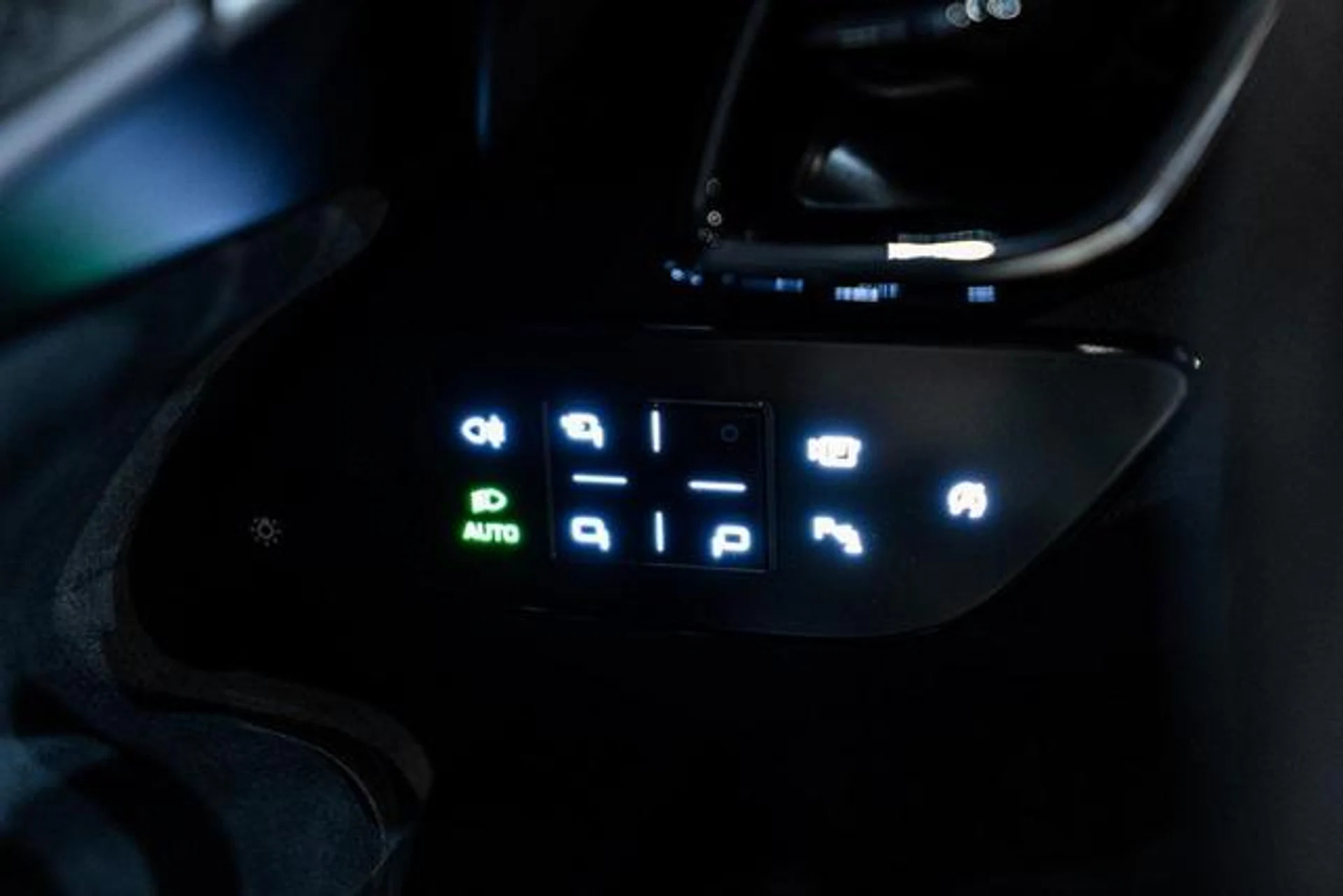 mph028_3550214669_q_Lo_L_Yh_TTW_Sm_UZ_Zp_Y7_OU_Ag_S0_T_On_E_5178d026c0