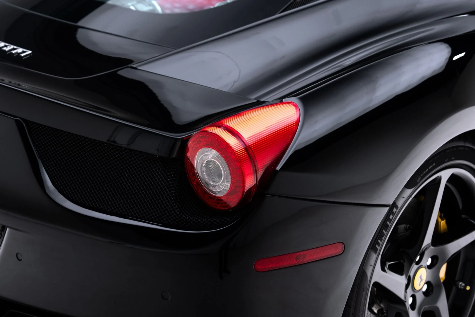 mph028_3557605120_Used_2010_Ferrari_458_Italia_1775250698_0651e12888