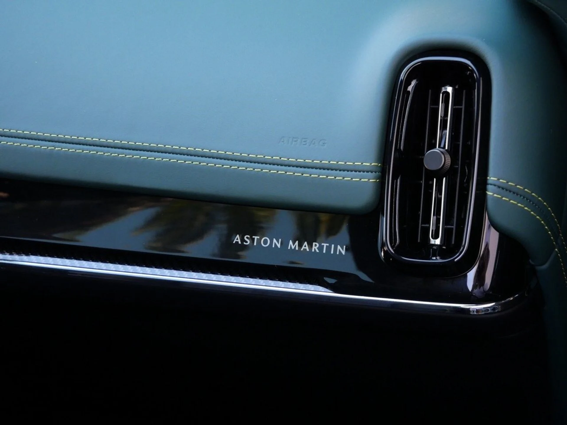 mph028_355926517_13c4936227dfbc6002a4176b609ac9b9x_a2caf21deb