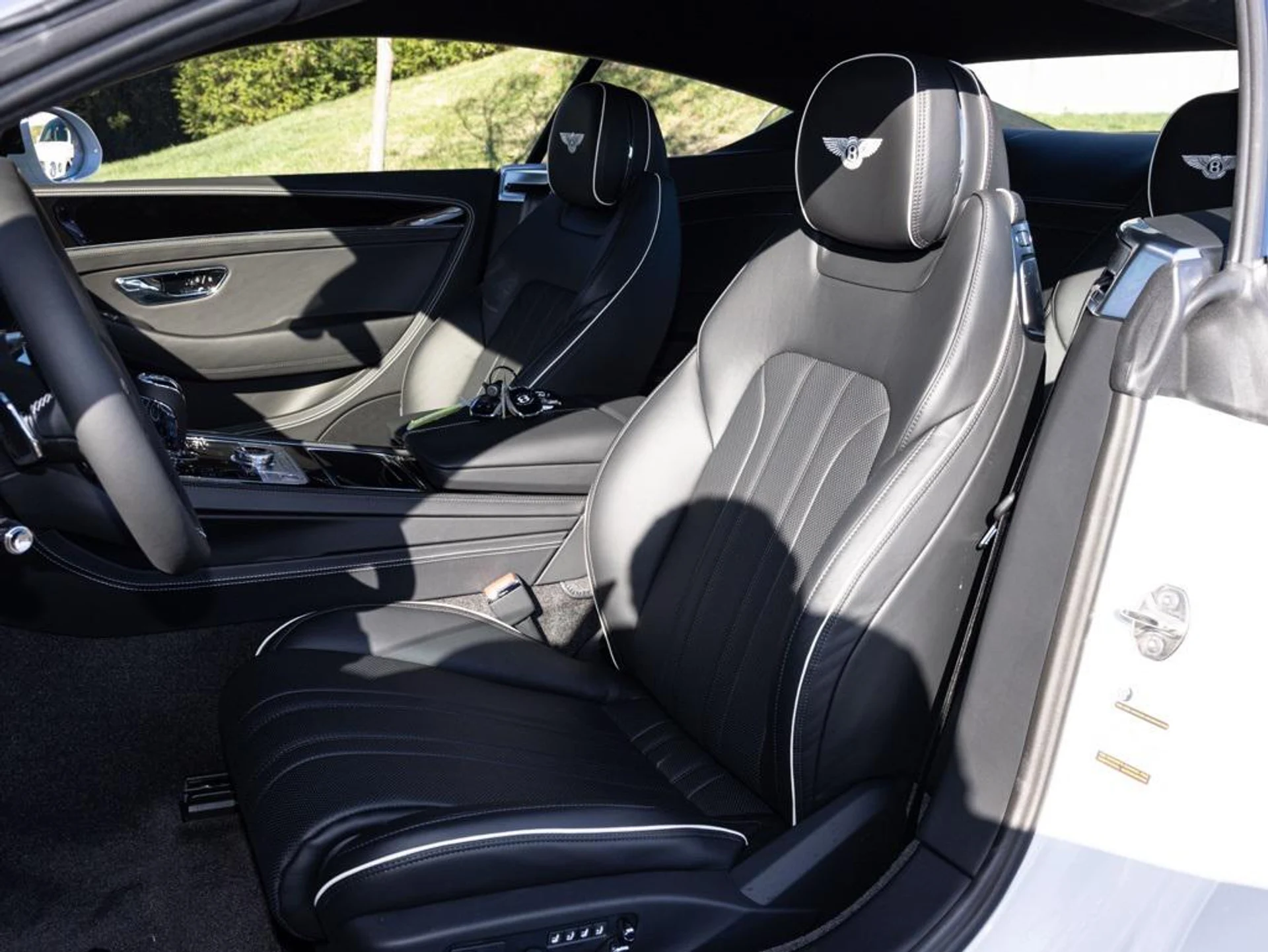 mph028_3561975366_477125130_692934d49b00833c2783f88d_dc38438977