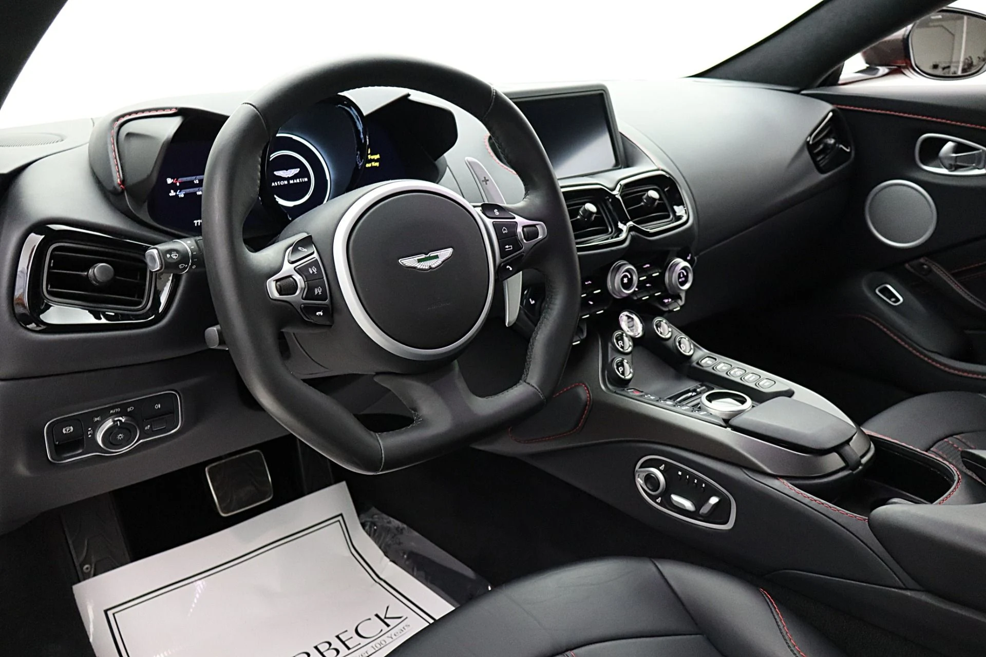 mph028_3564720707_Used_2023_Aston_Martin_Vantage_Coupe_728303113e