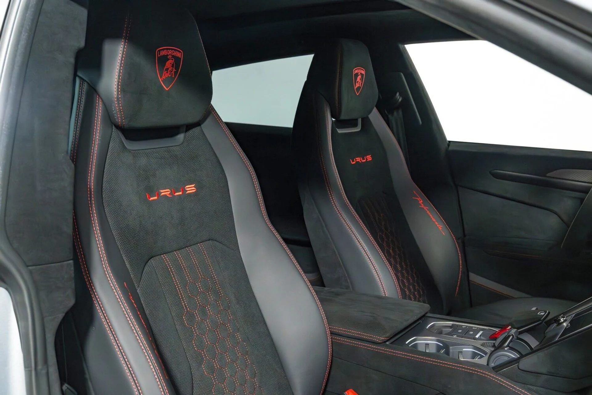 mph028_3570823314_826ed8fa8fea44caa8ec8f93232ddd8f_77d8b38938