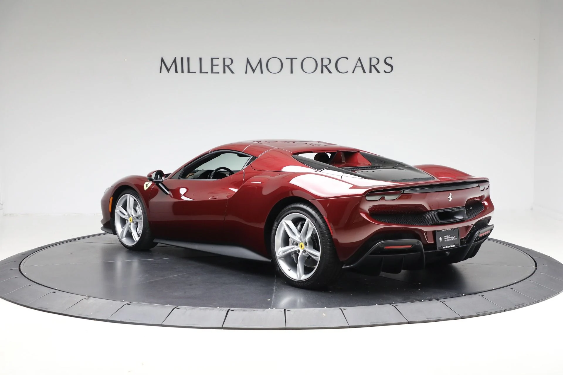 mph028_3575334263_Used_2024_Ferrari_296_GTS_1760724060_5d2f9e5fbf