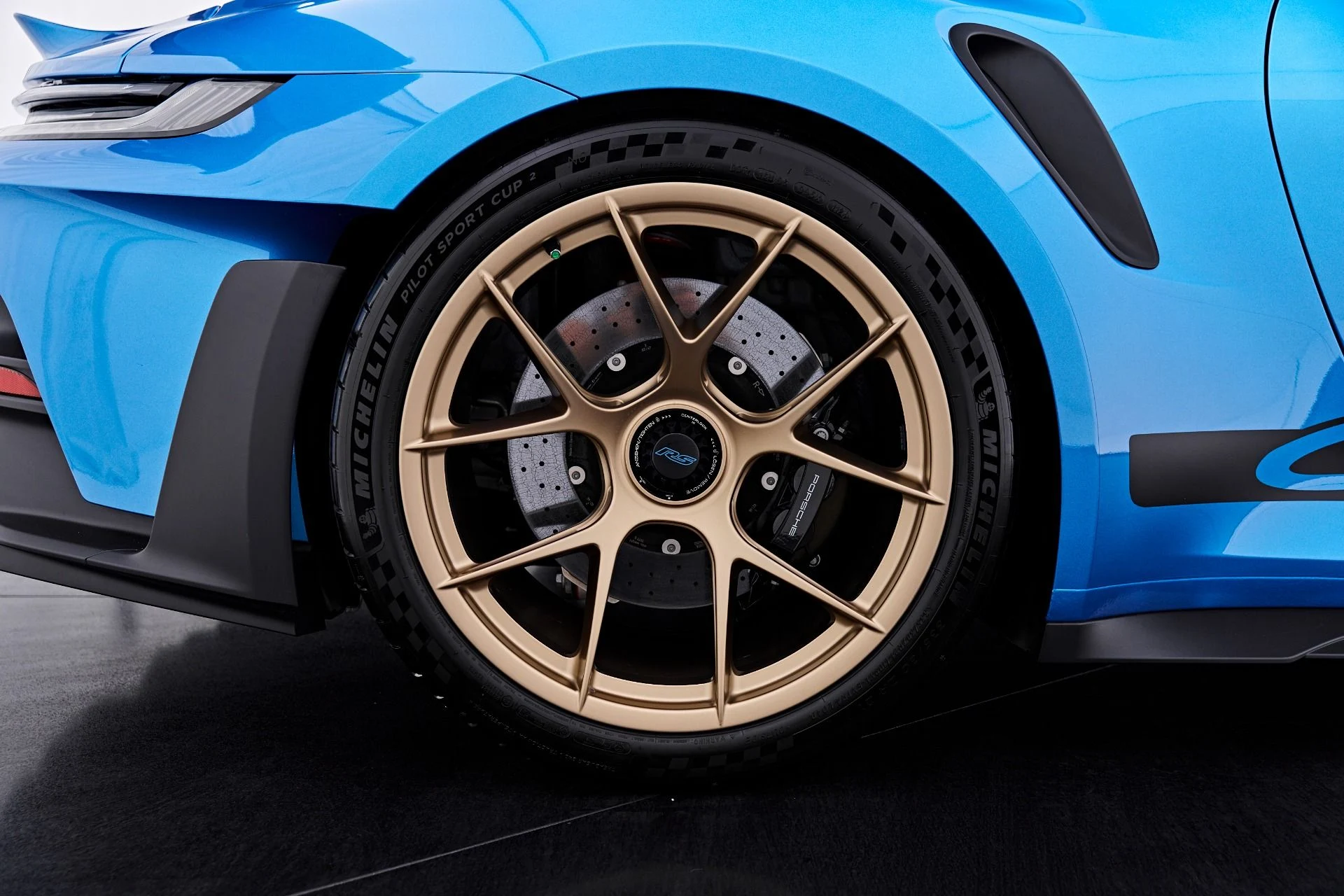 mph028_3575820522_Used_2024_Porsche_911_GT_3_RS_1789729426_e058de44cb