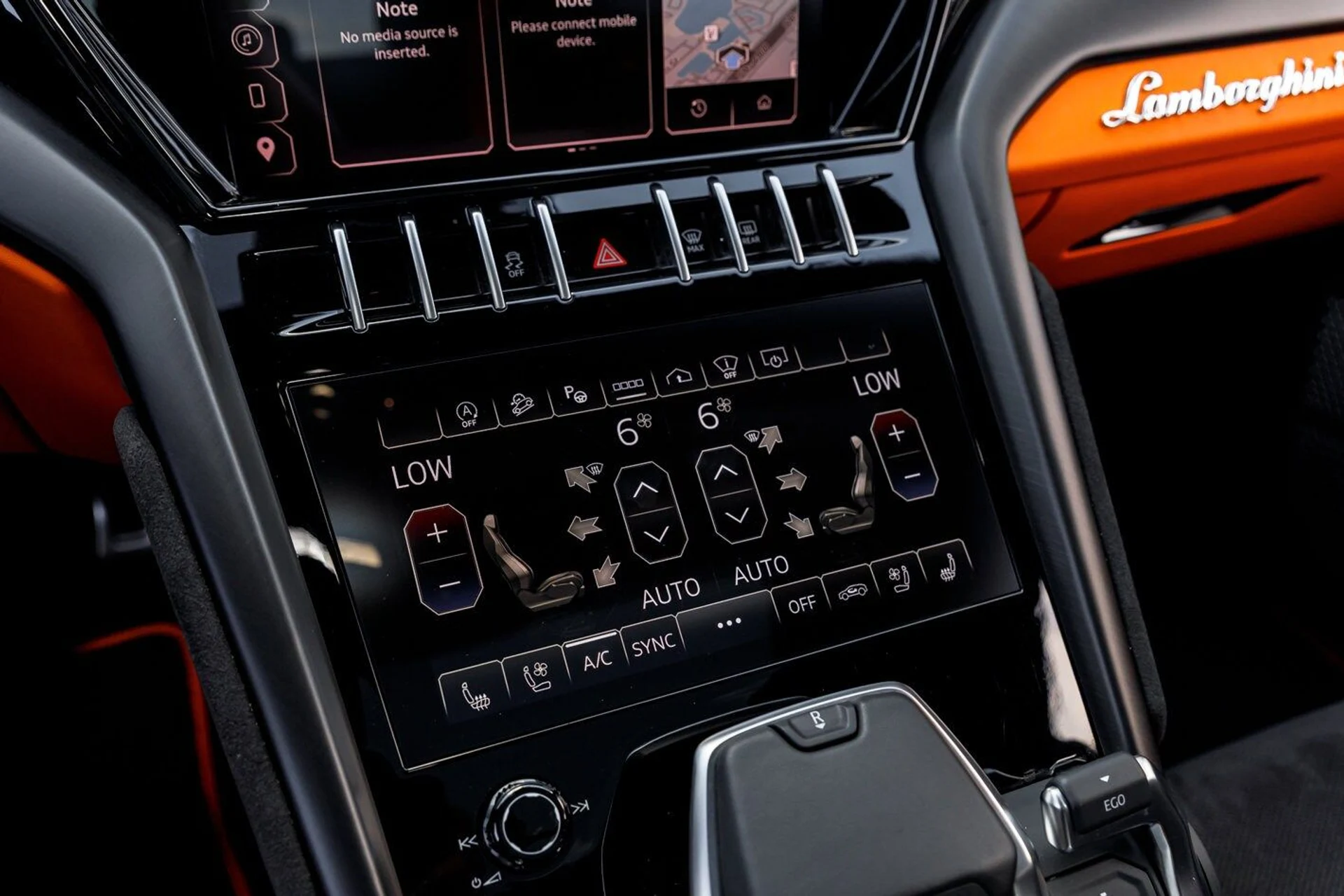 mph028_3576284225_1137b57dcd88856b6af20514e3648176x_89469b4f6b