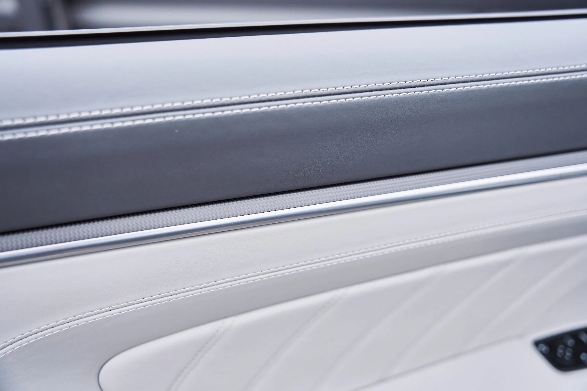 mph028_3588122660_Used_2021_Porsche_911_Turbo_S_1767217435_f3c6ae82a5