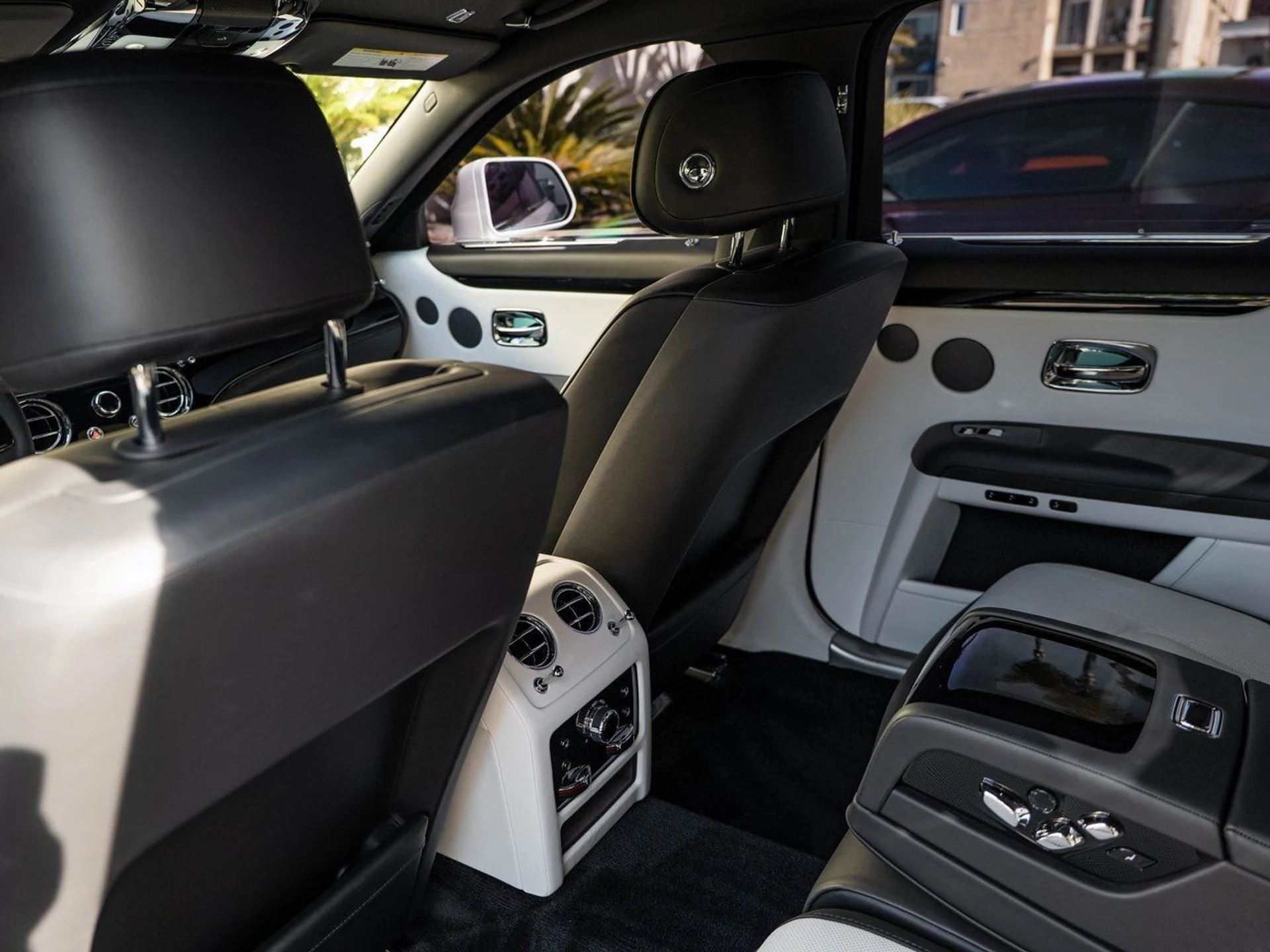 mph028_3594433281_image_29_577c44e557