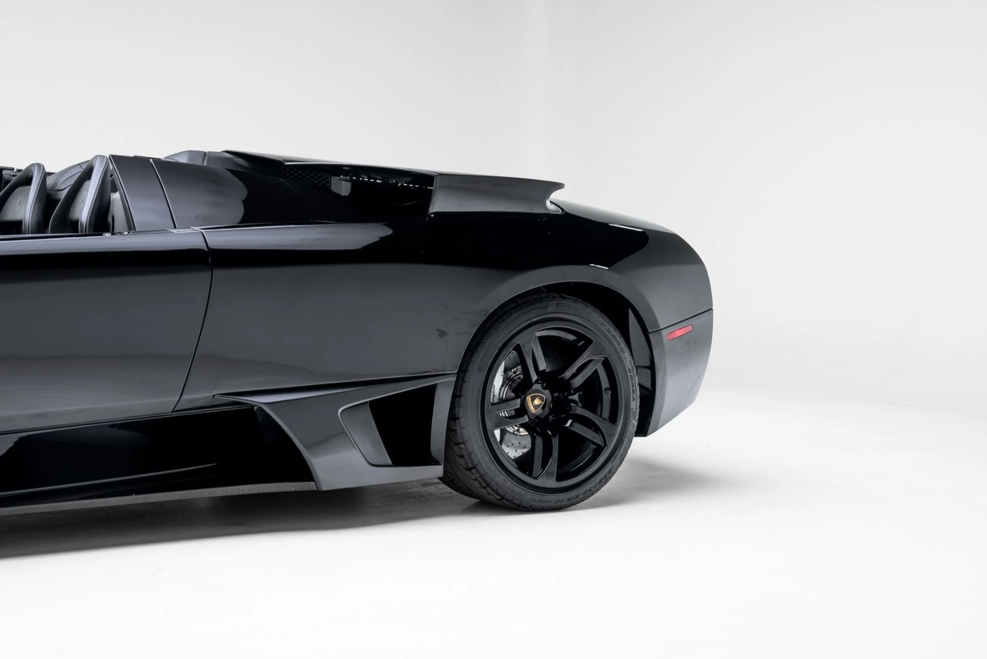 mph028_3594724070_Used_2009_Lamborghini_Murcielago_LP_640_1772151218_1216f38e95