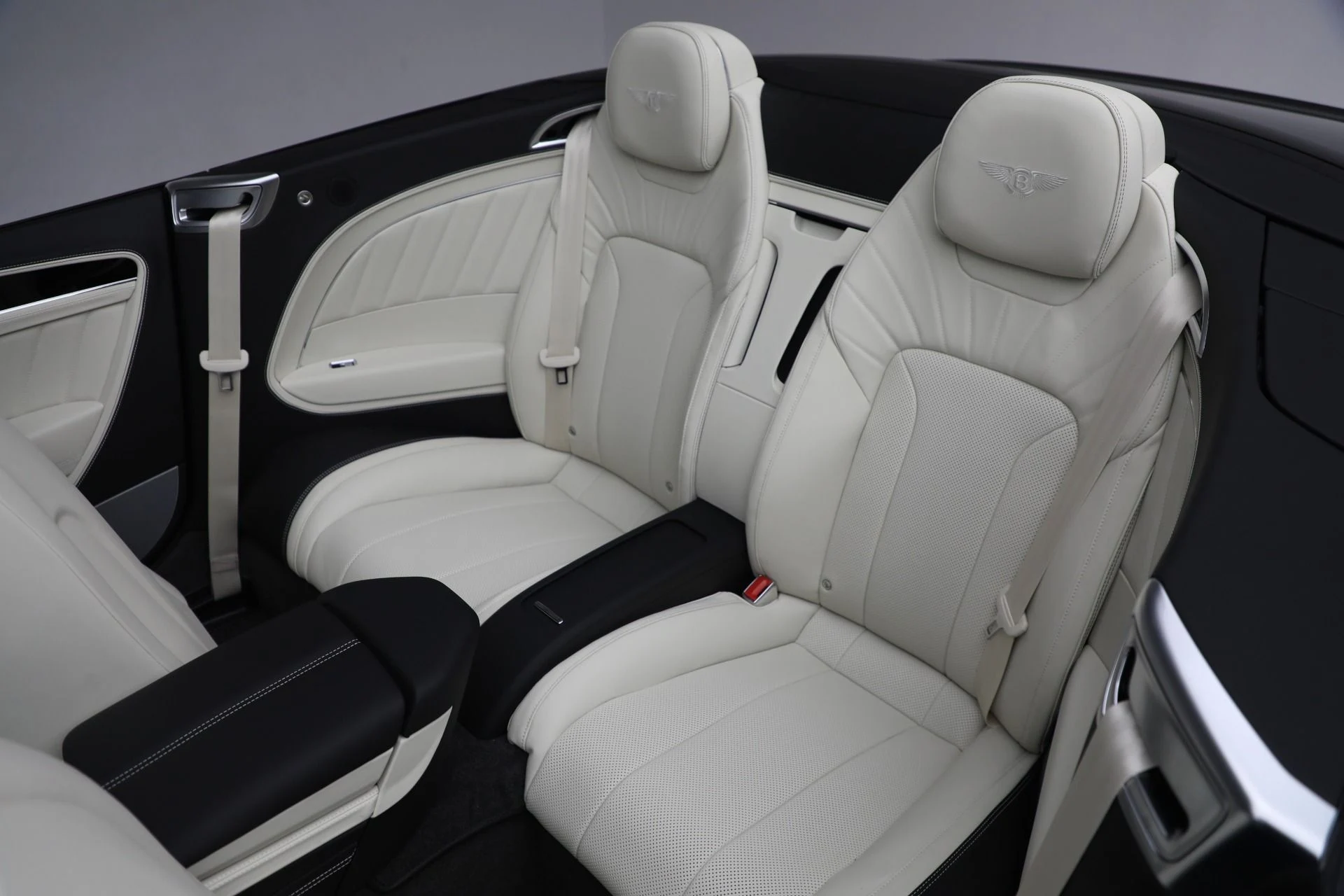 mph028_3598307214_New_2024_Bentley_Continental_GTC_Edition_8_3a7f0ea02f
