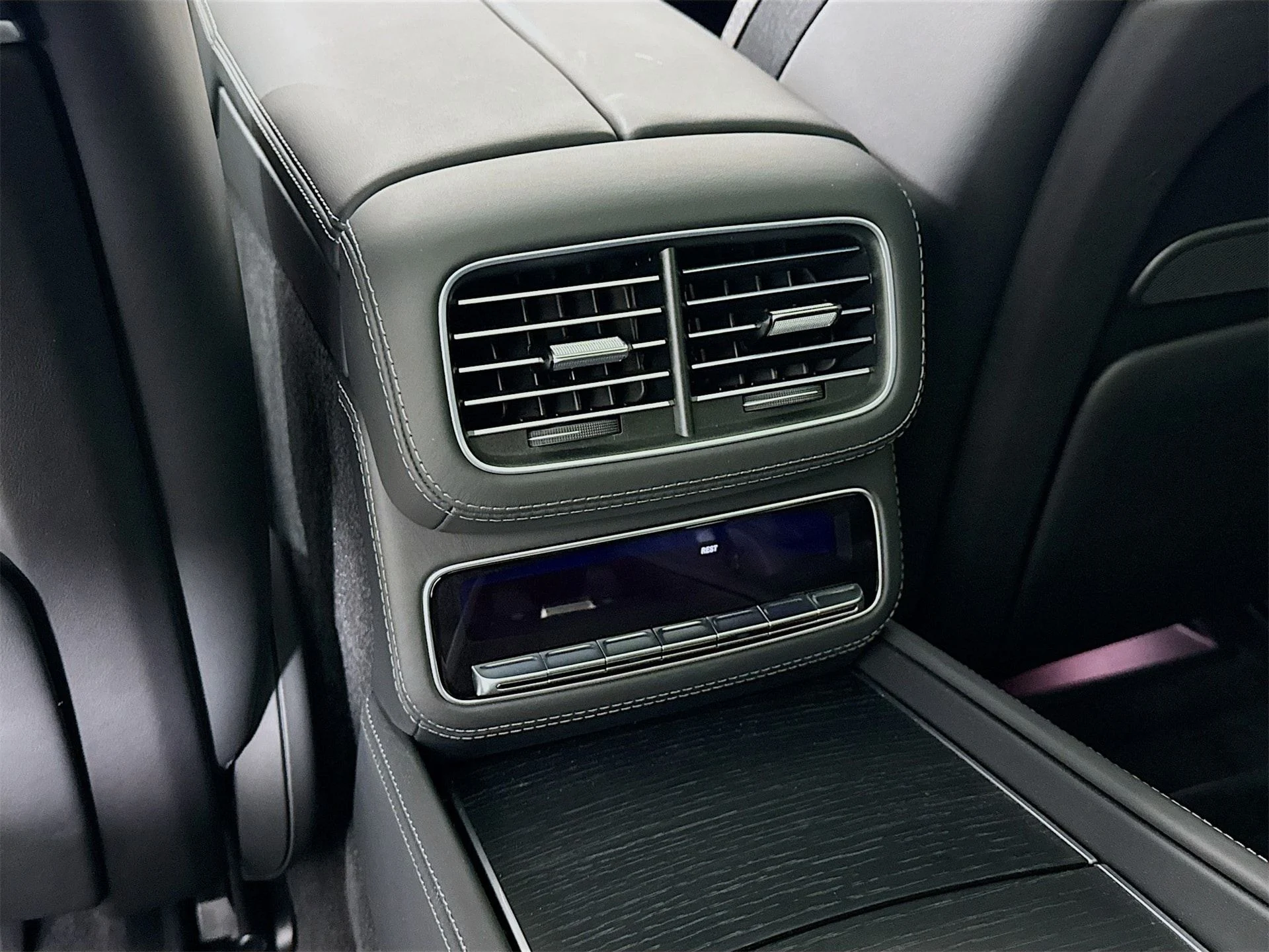 mph028_3600496991_7a8096a0ce637f552285c8f4fe5d6cdcx_ac00e2b520