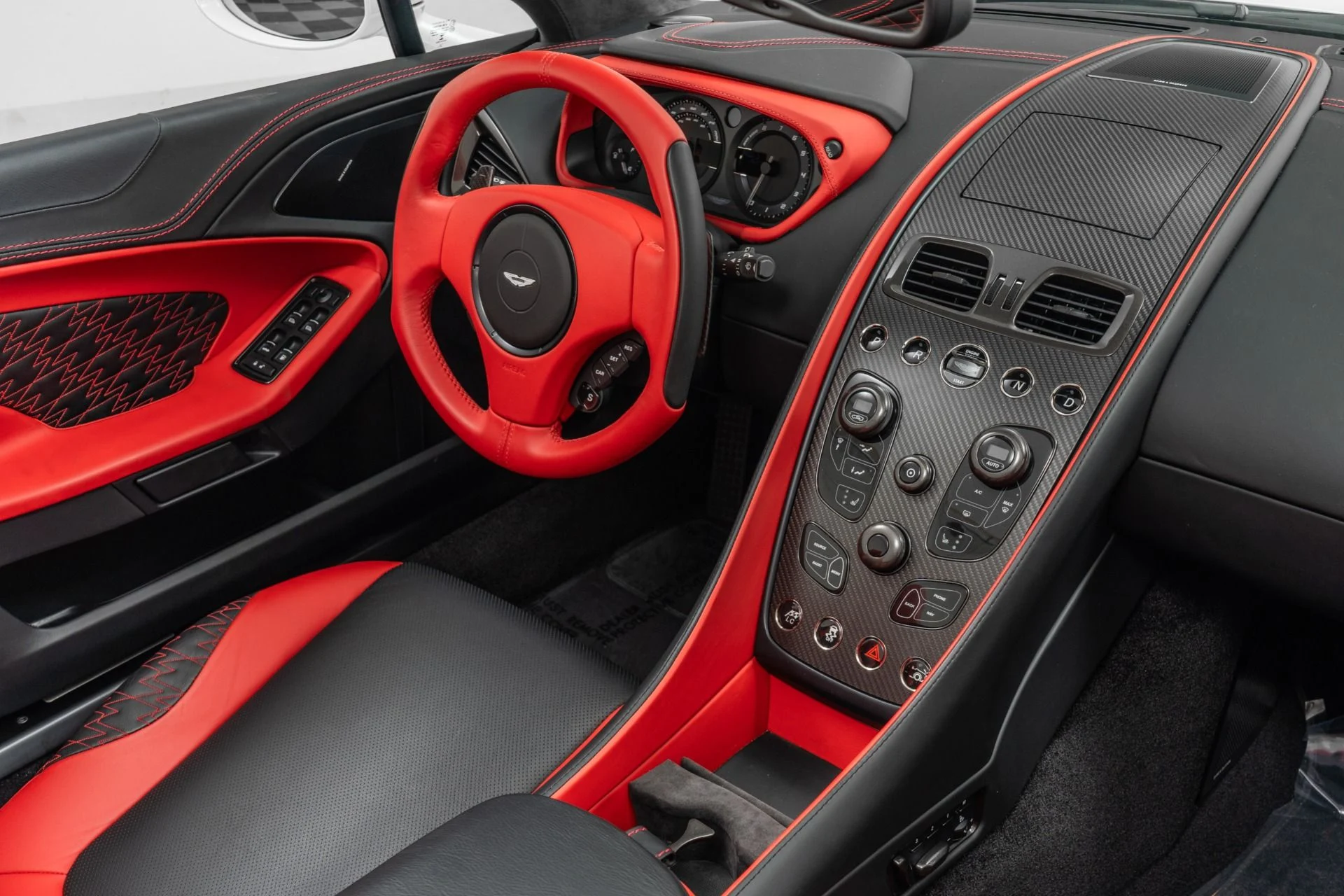 mph028_3606028217_Used_2018_Aston_Martin_Vanquish_Zagato_Volante_74_of_99_Built_Massive_848_K_MSRP_463_Original_Miles_1767103941_7b3e485ceb