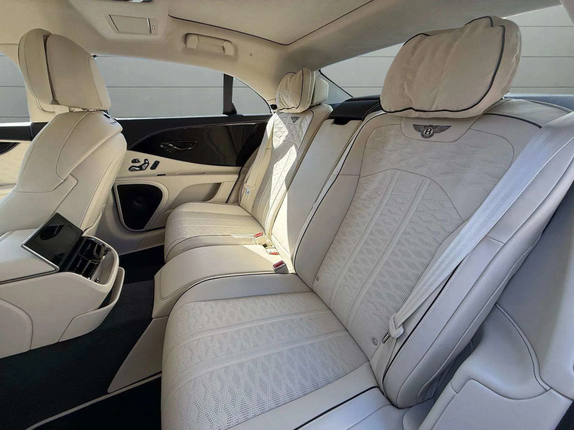 mph028_3607334808_4d6c8bb682674f958d13d37c725d696a_62bbe1ae1d