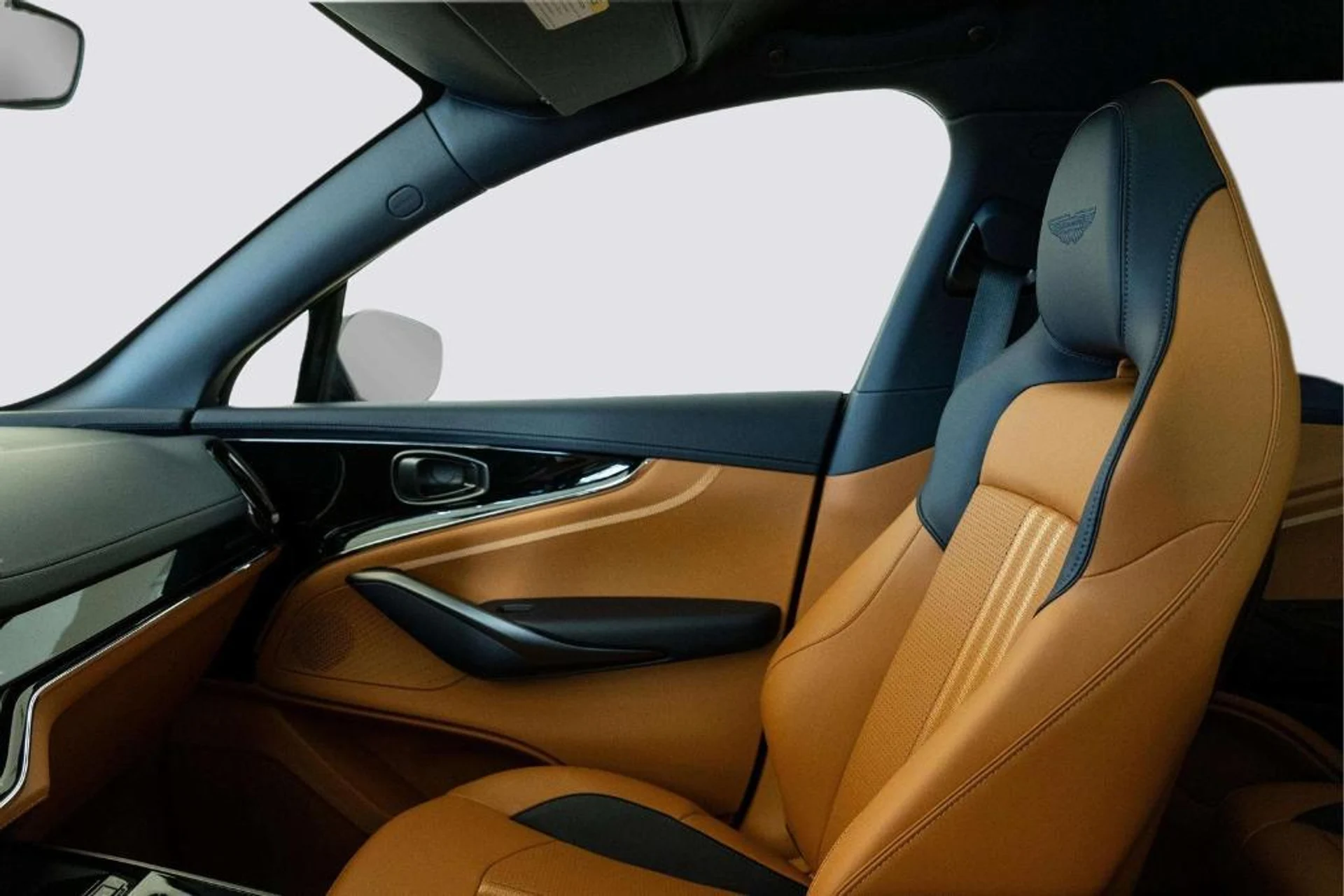 mph028_3628707289_UZM_Lnyx_Qyei_I_Vc_F9h_bgj5_MH_270_dff33a91c5