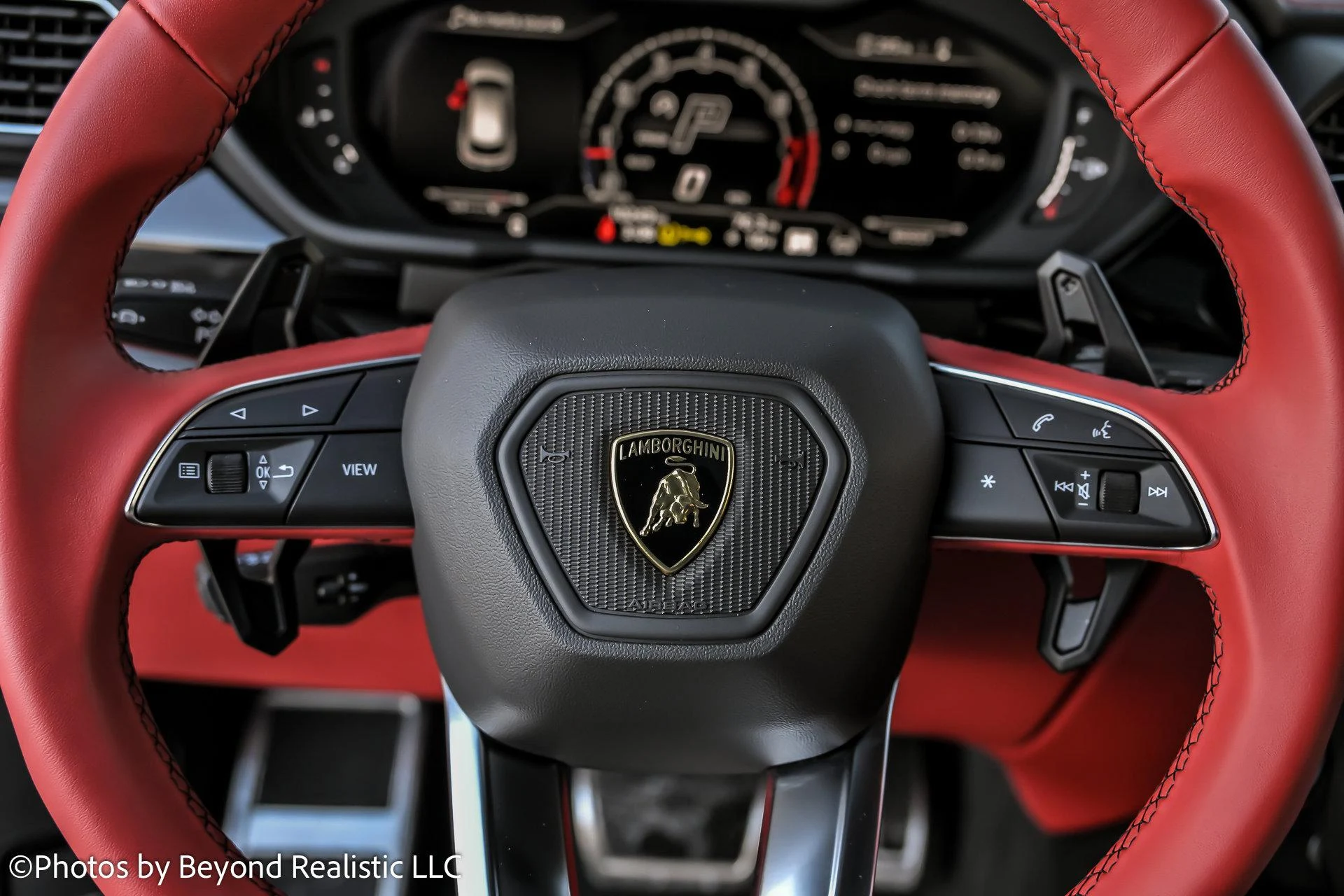 mph028_3631080135_Used_2024_Lamborghini_Urus_S_1769853128_adc4fdf98e