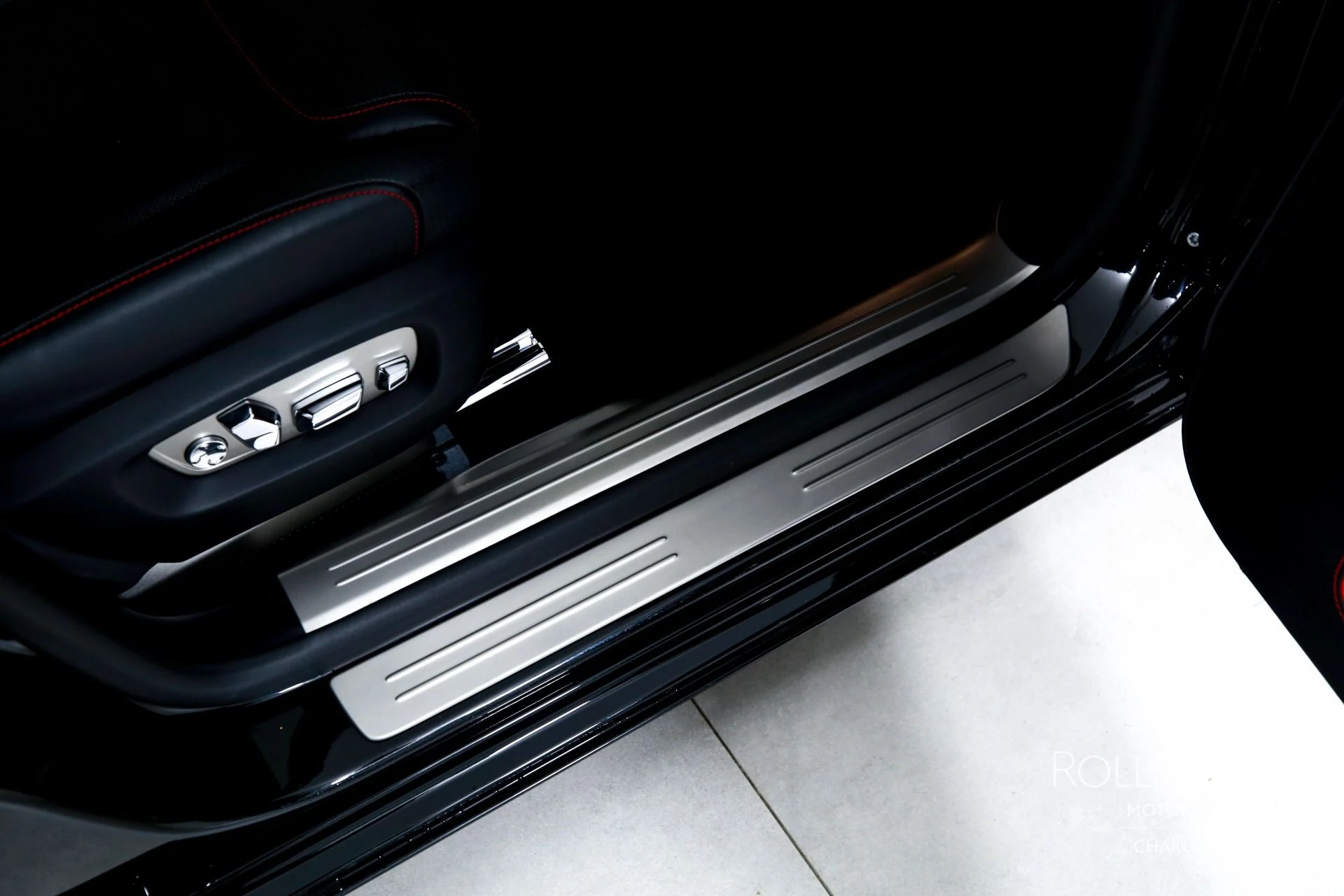 mph028_3640834053_Used_2019_Rolls_Royce_Ghost_1769449572_940126df5a