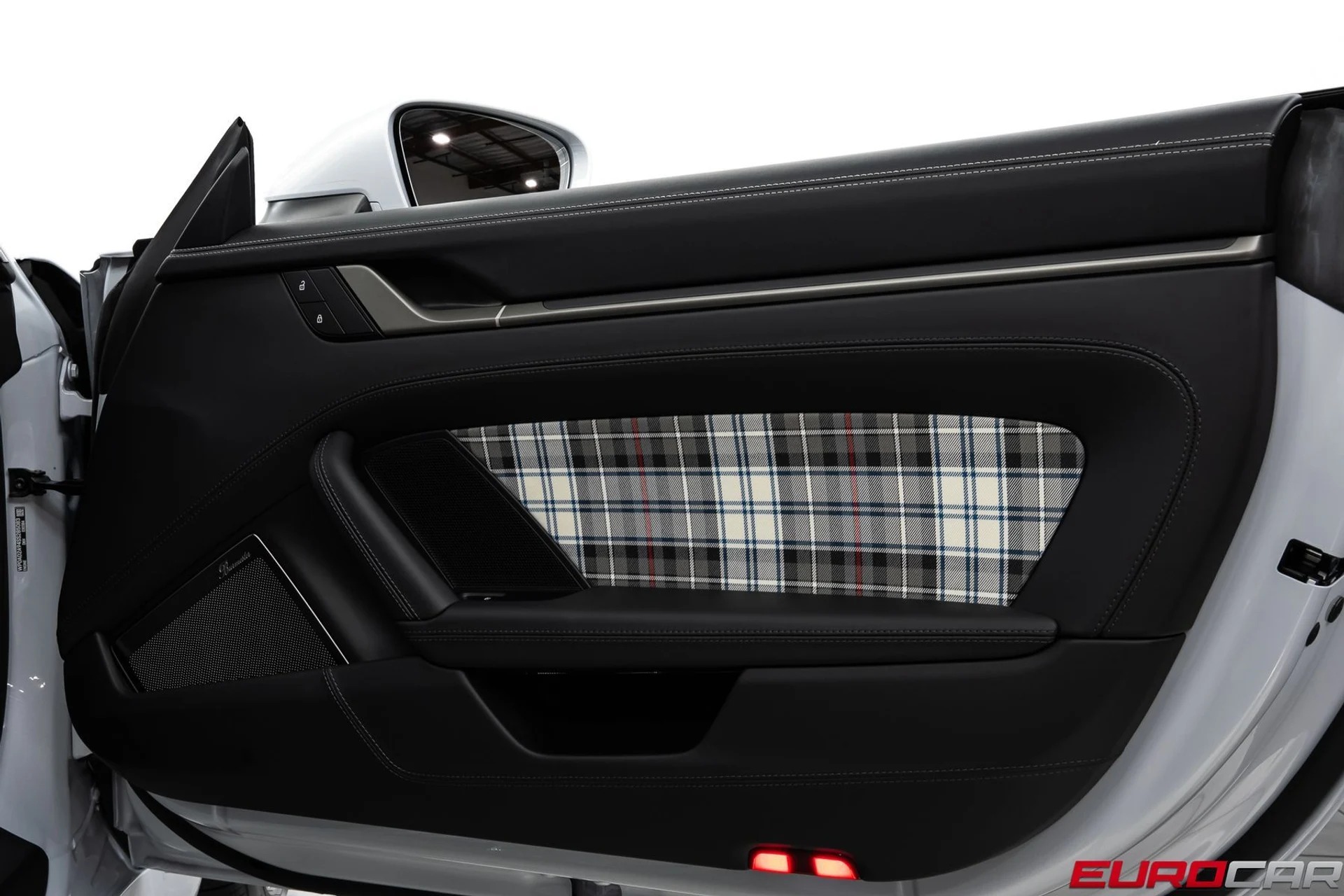 mph028_3641527421_9cb65c31_9fb7_417e_8b05_64a81fbd5818_884c457826