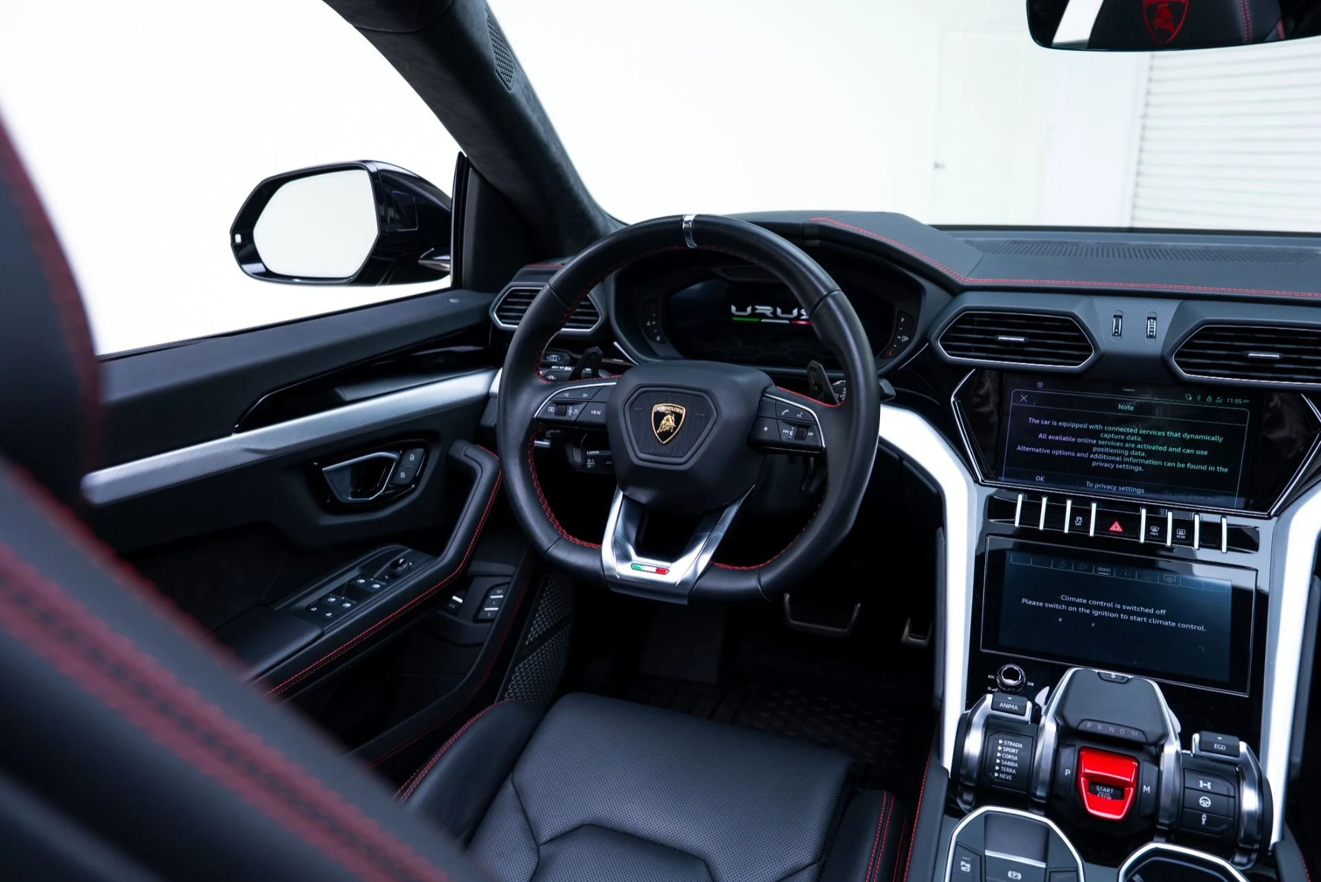 mph028_3654179553_Used_2022_Lamborghini_Urus_1769211554_11f12c216f