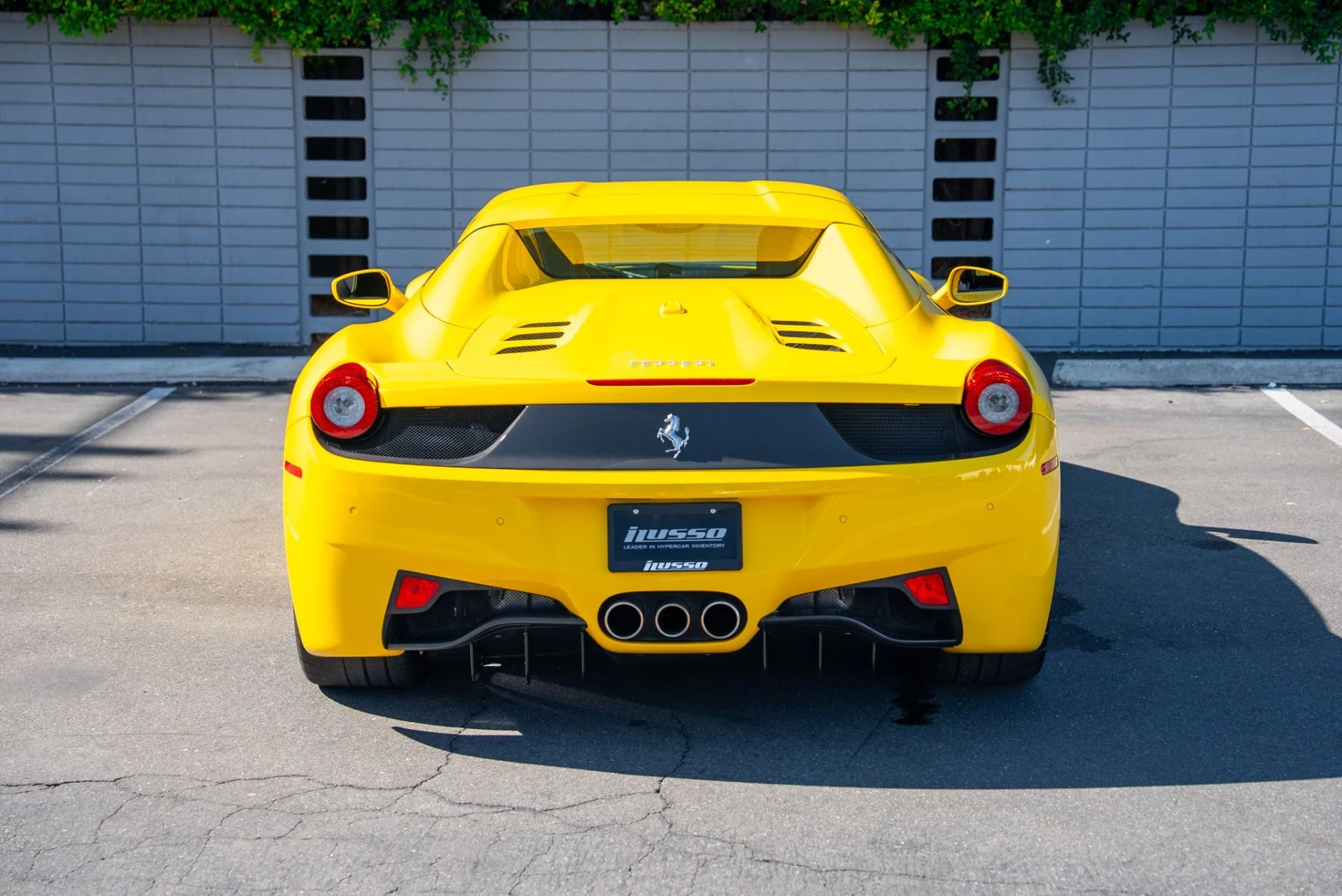 mph028_3657596431_Used_2012_Ferrari_458_Spider_1762304624_05c84a0b68