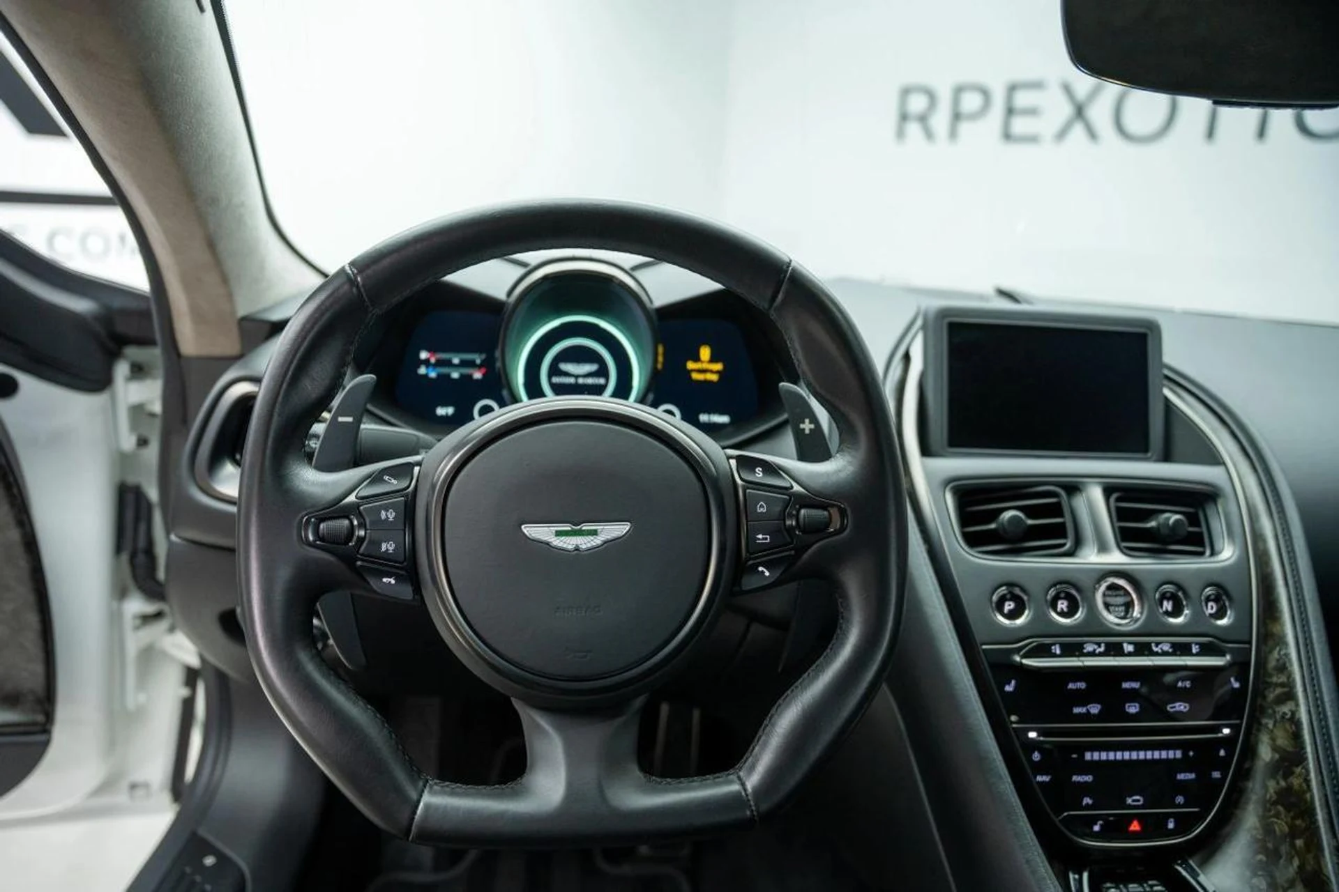 mph028_3664807252_e7ceea02d7e2afc1515f4566d47deba7_1197942934