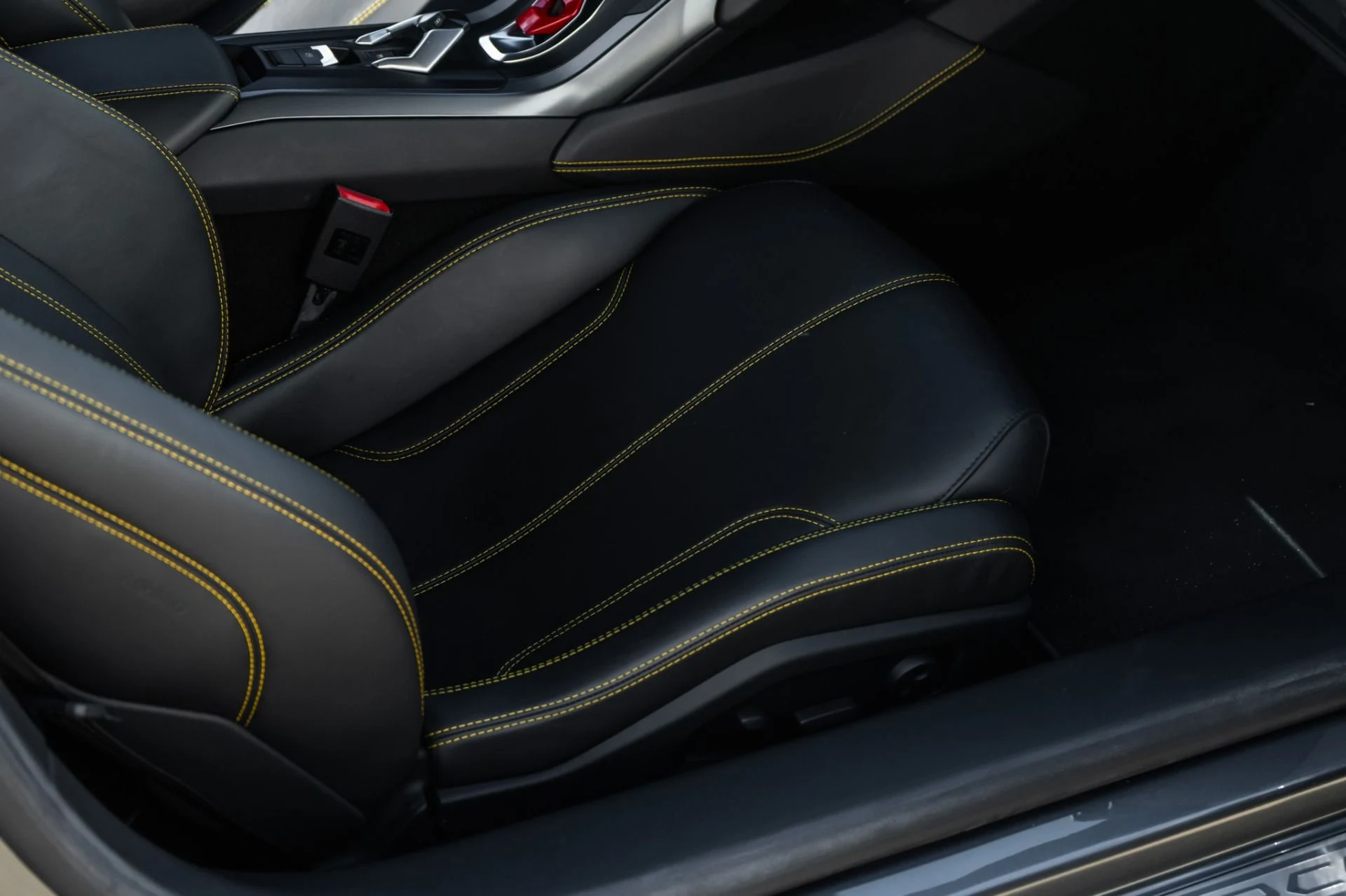 mph028_3675822437_Used_2015_Lamborghini_Huracan_LP_610_4_1779833473_4f507f84d2